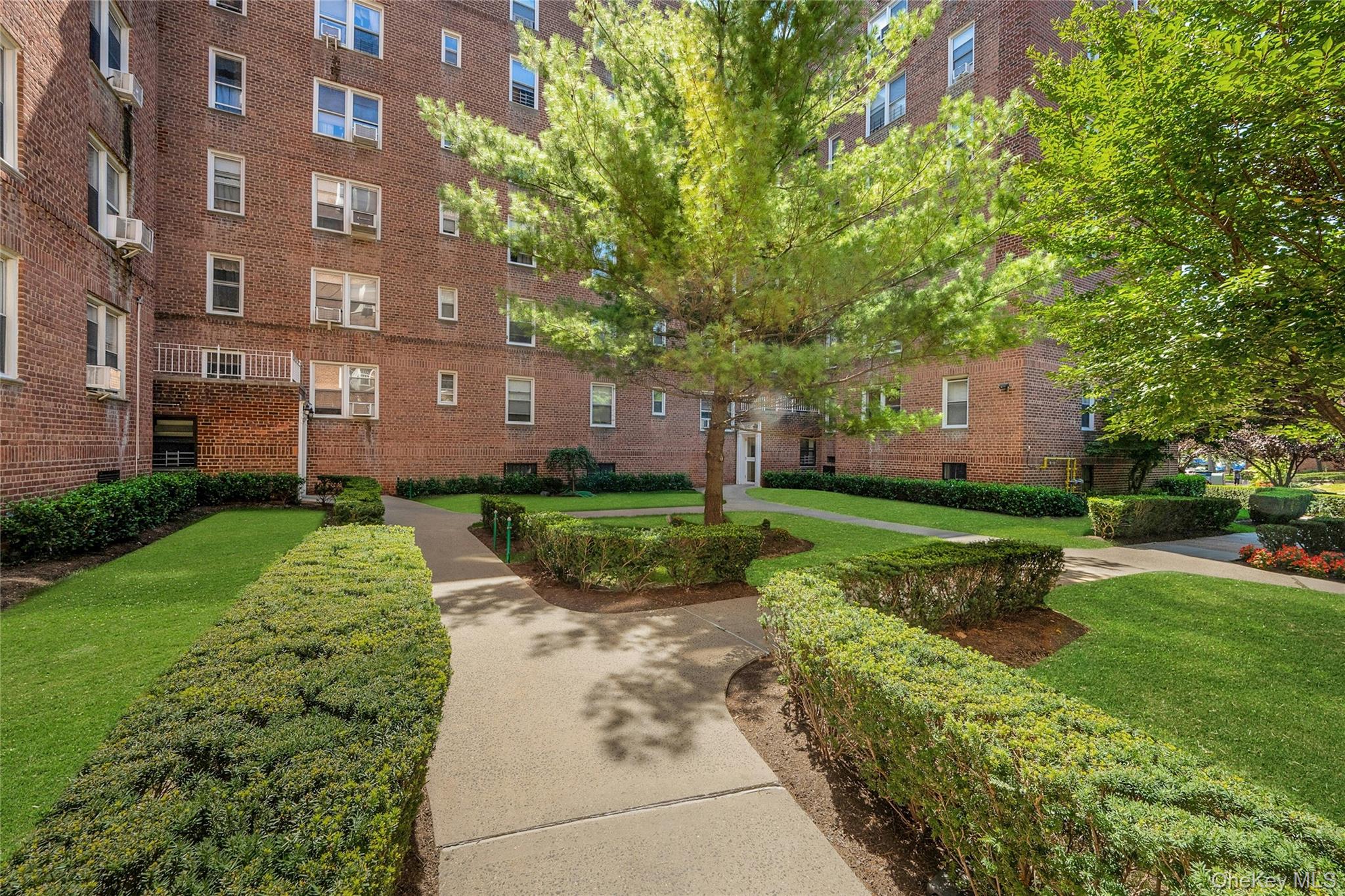 5650 Netherland Avenue 3c Property Photo 20