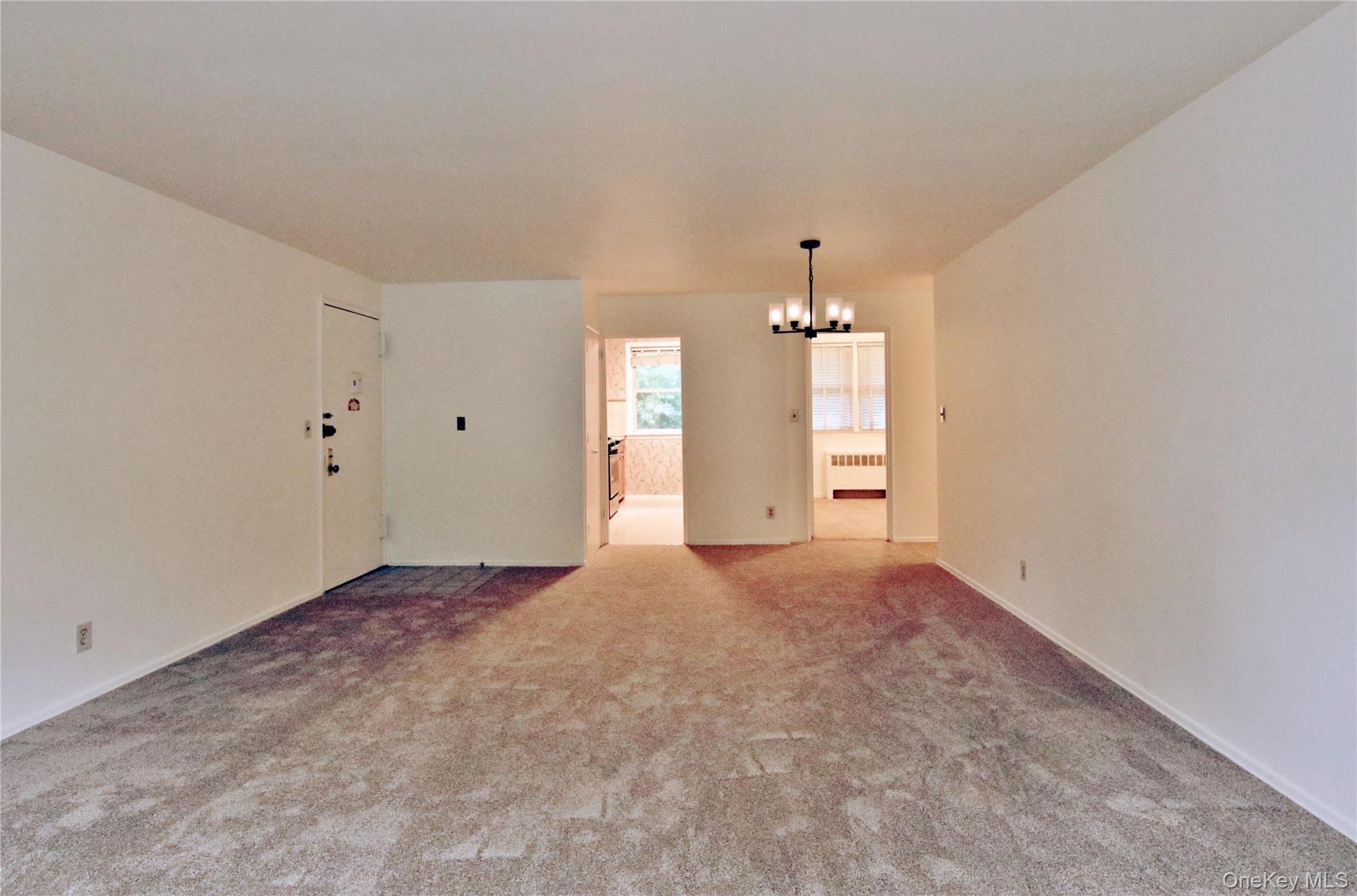 71 Avon Circle D Property Photo 10