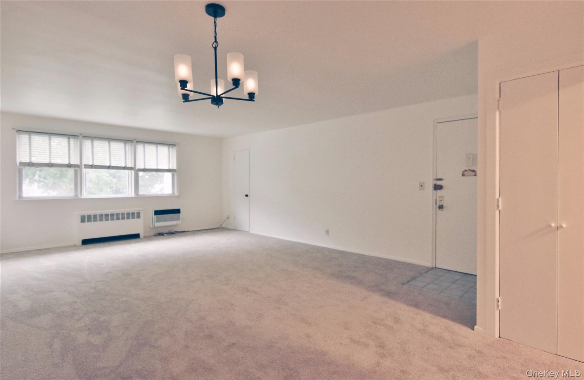 71 Avon Circle D Property Photo 11