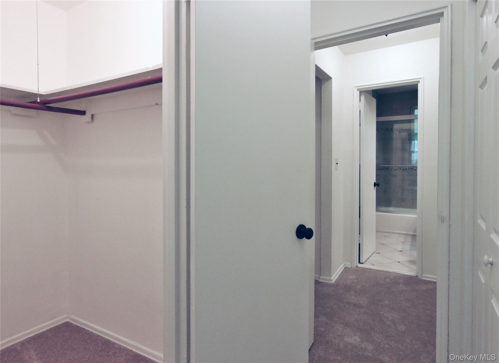71 Avon Circle D Property Photo 17