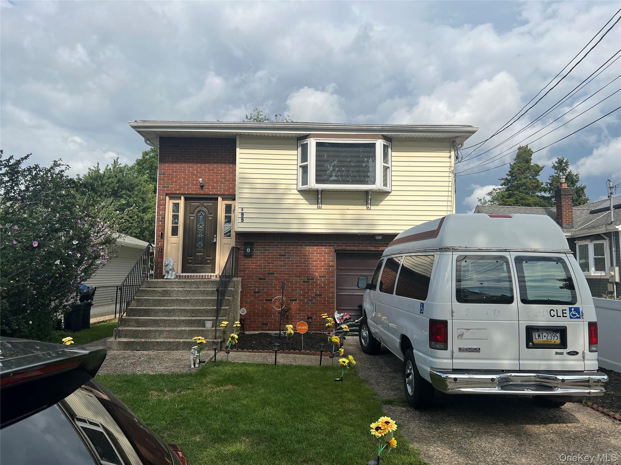 199 Stewart Avenue Property Photo 1