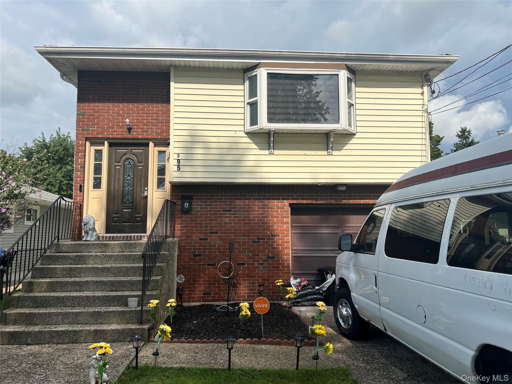 199 Stewart Avenue Property Photo 2