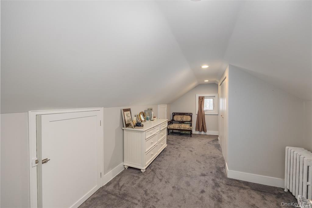 18 Yale Place Property Photo 7