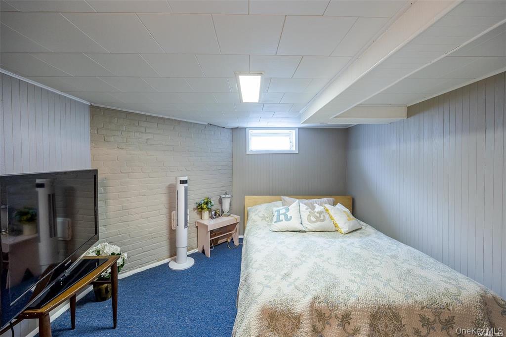 18 Yale Place Property Photo 10