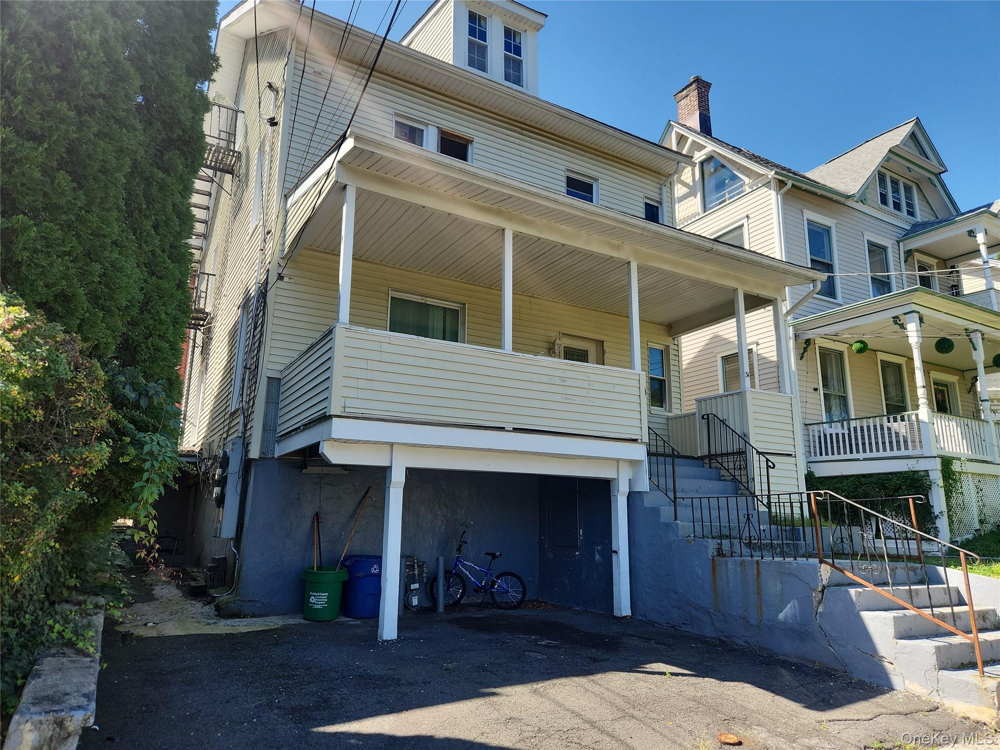 31 Elysian Avenue Property Photo 1