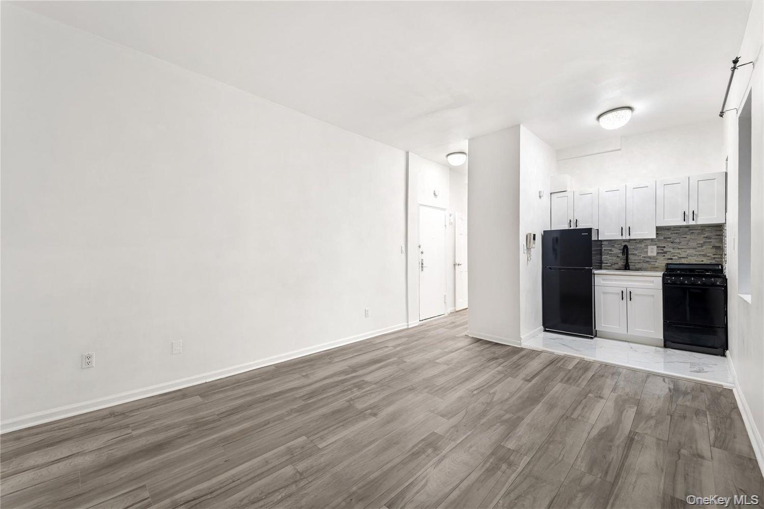 152 E 35th Street 5h Property Photo 8