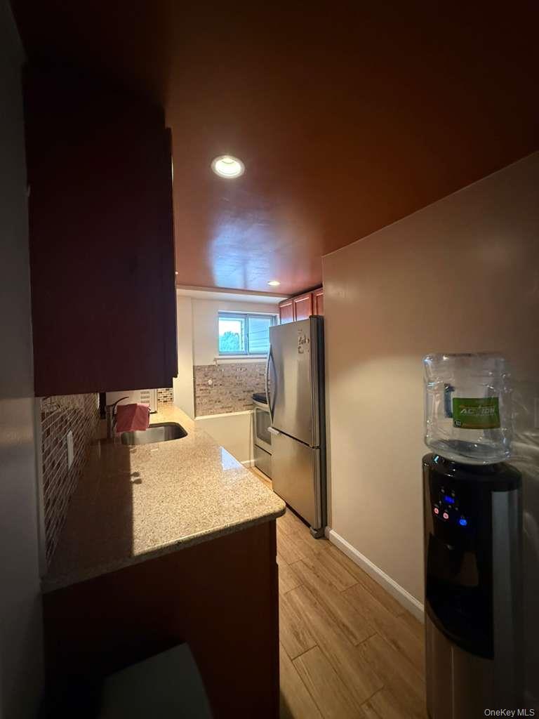 1044385 Property Photo 3