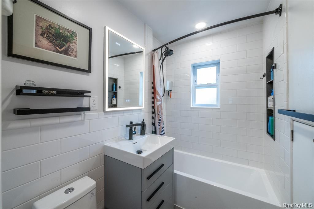 673 Pelham Road E14 Property Photo 4