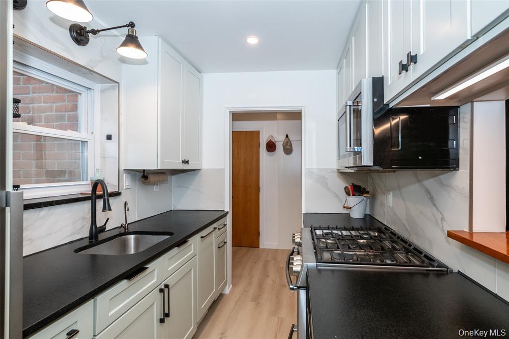 673 Pelham Road E14 Property Photo 12