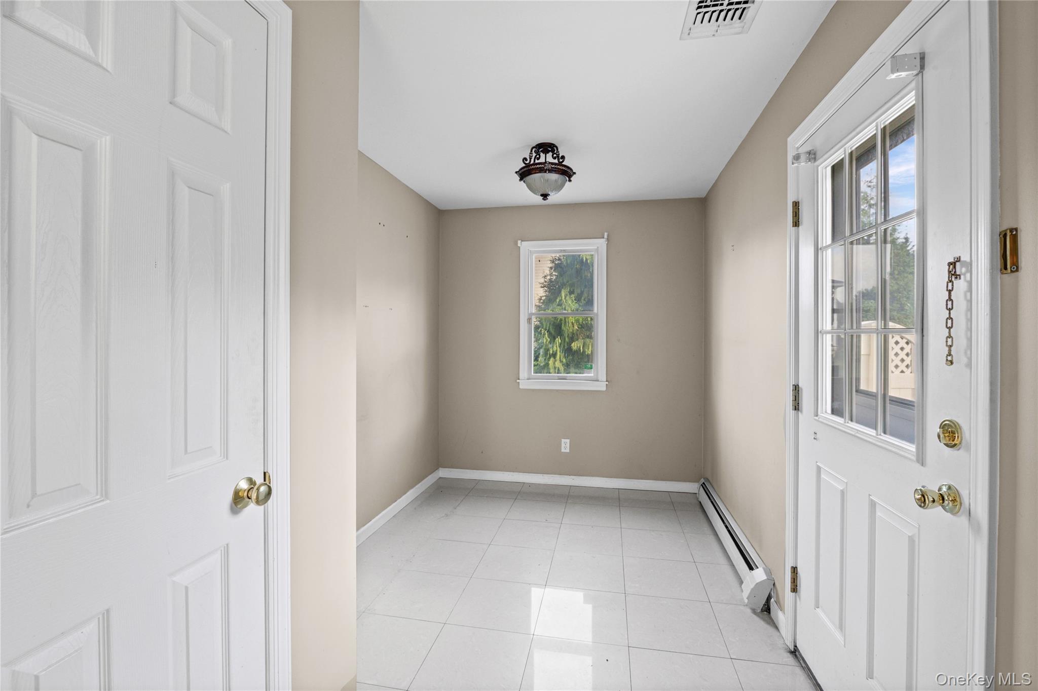 63 Nicholas Way Property Photo 28