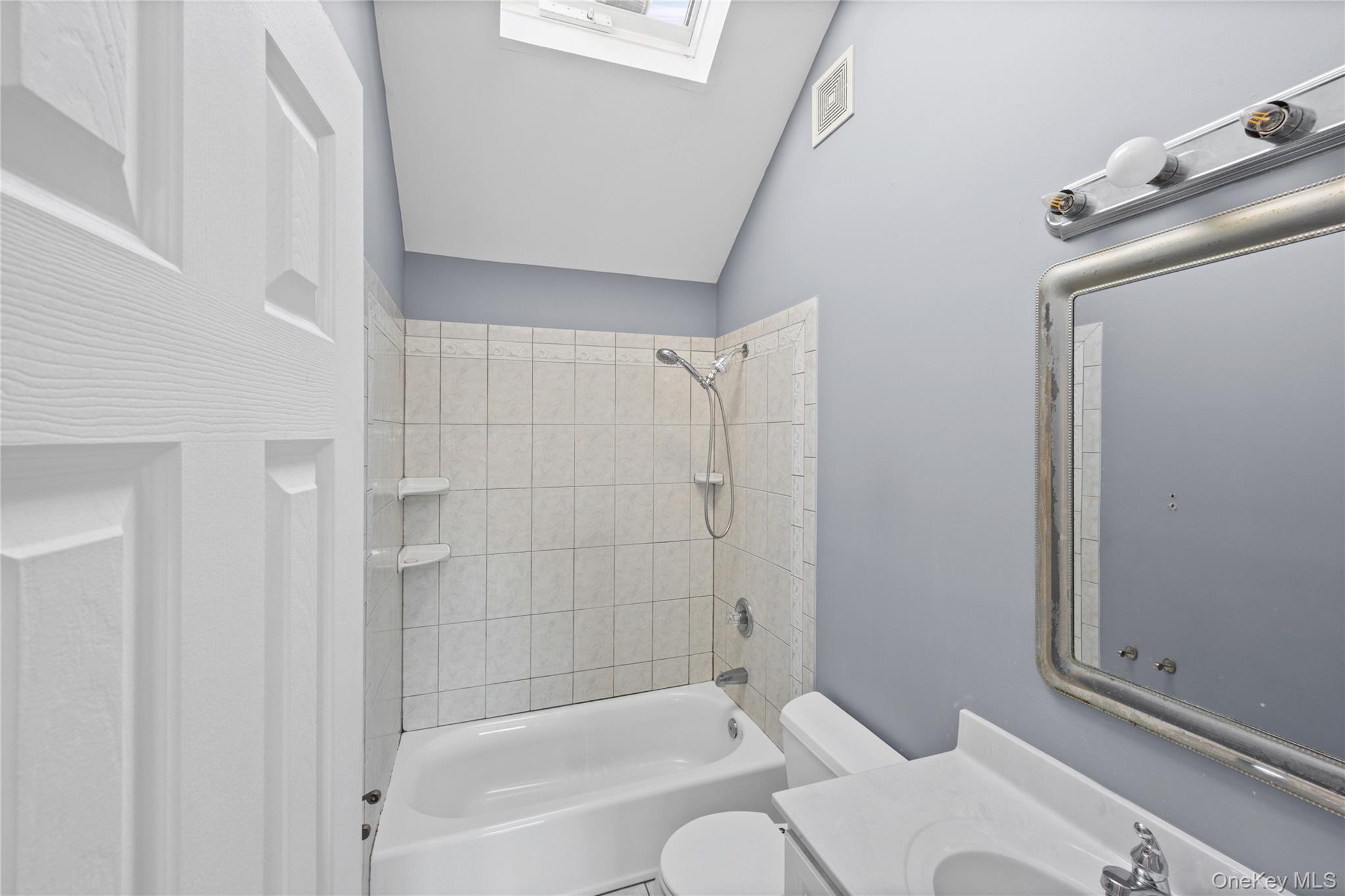 63 Nicholas Way Property Photo 36
