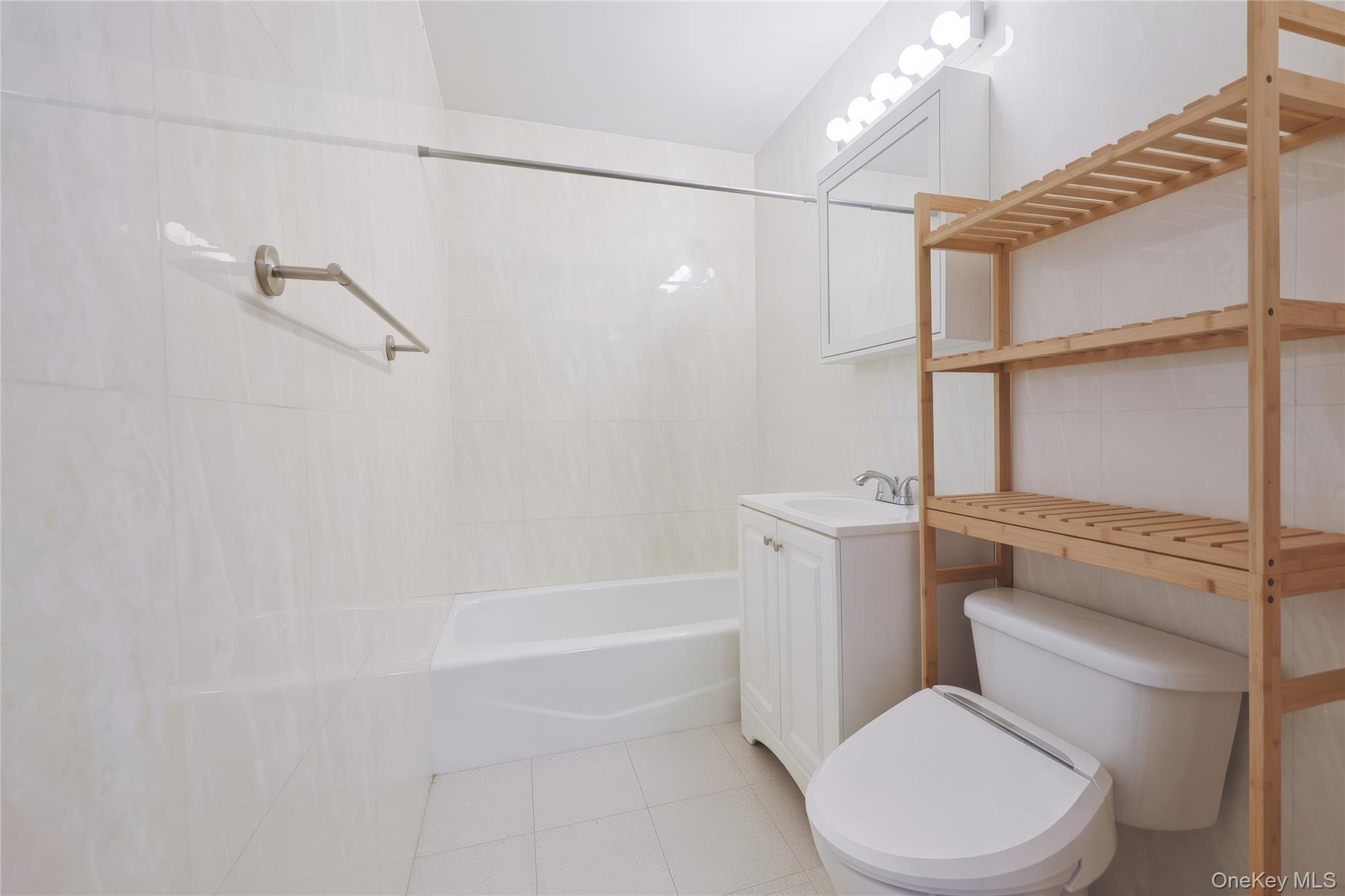 41-35 67th Street 4a Property Photo 12