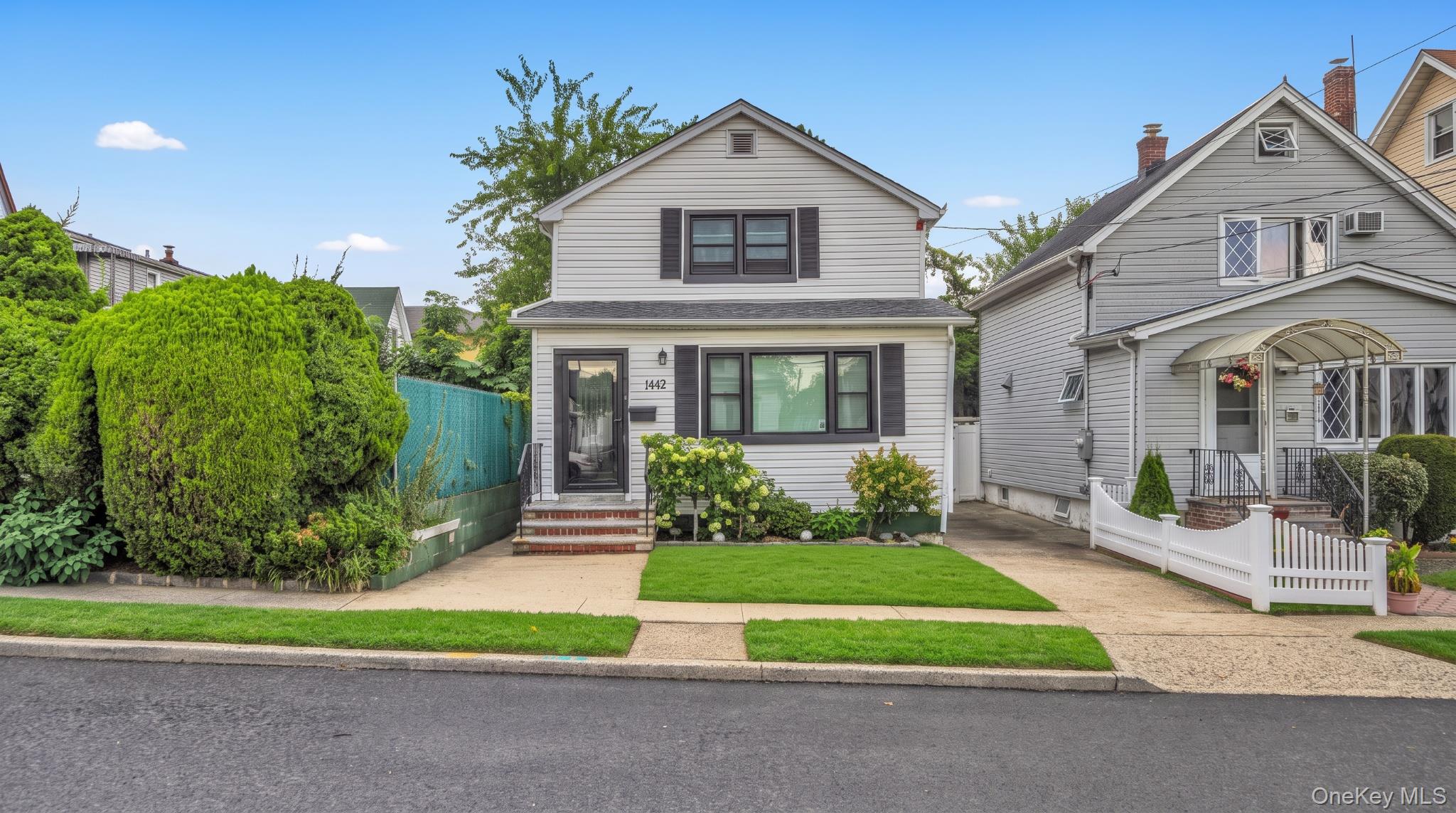 1442 Woolworth Street Property Photo 2