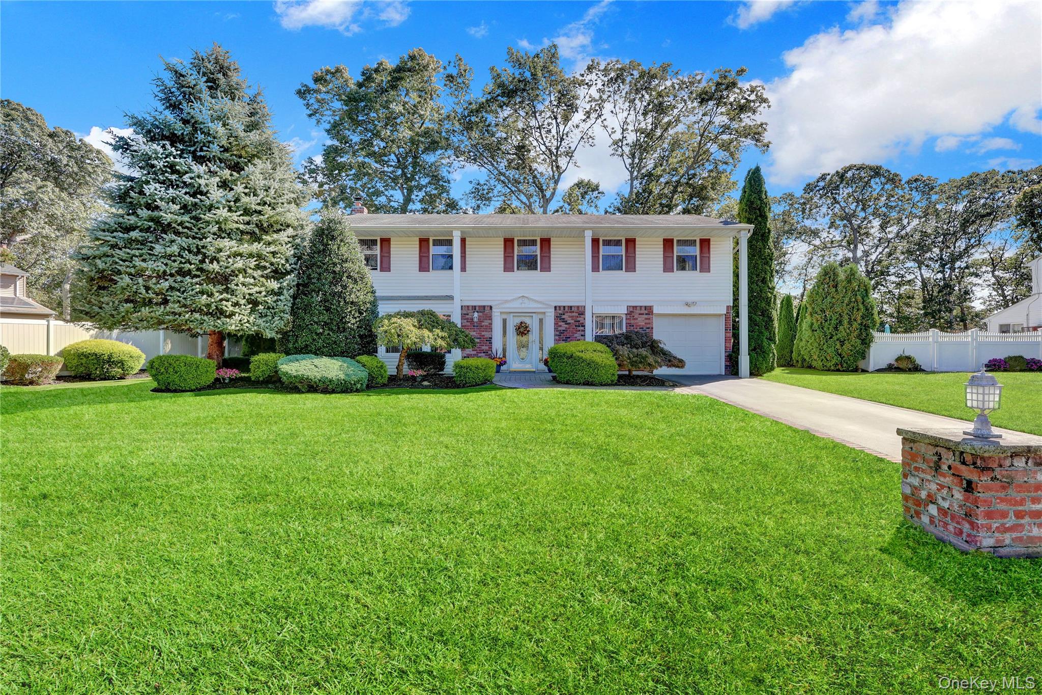 14 Milhouse Lane Property Photo 2