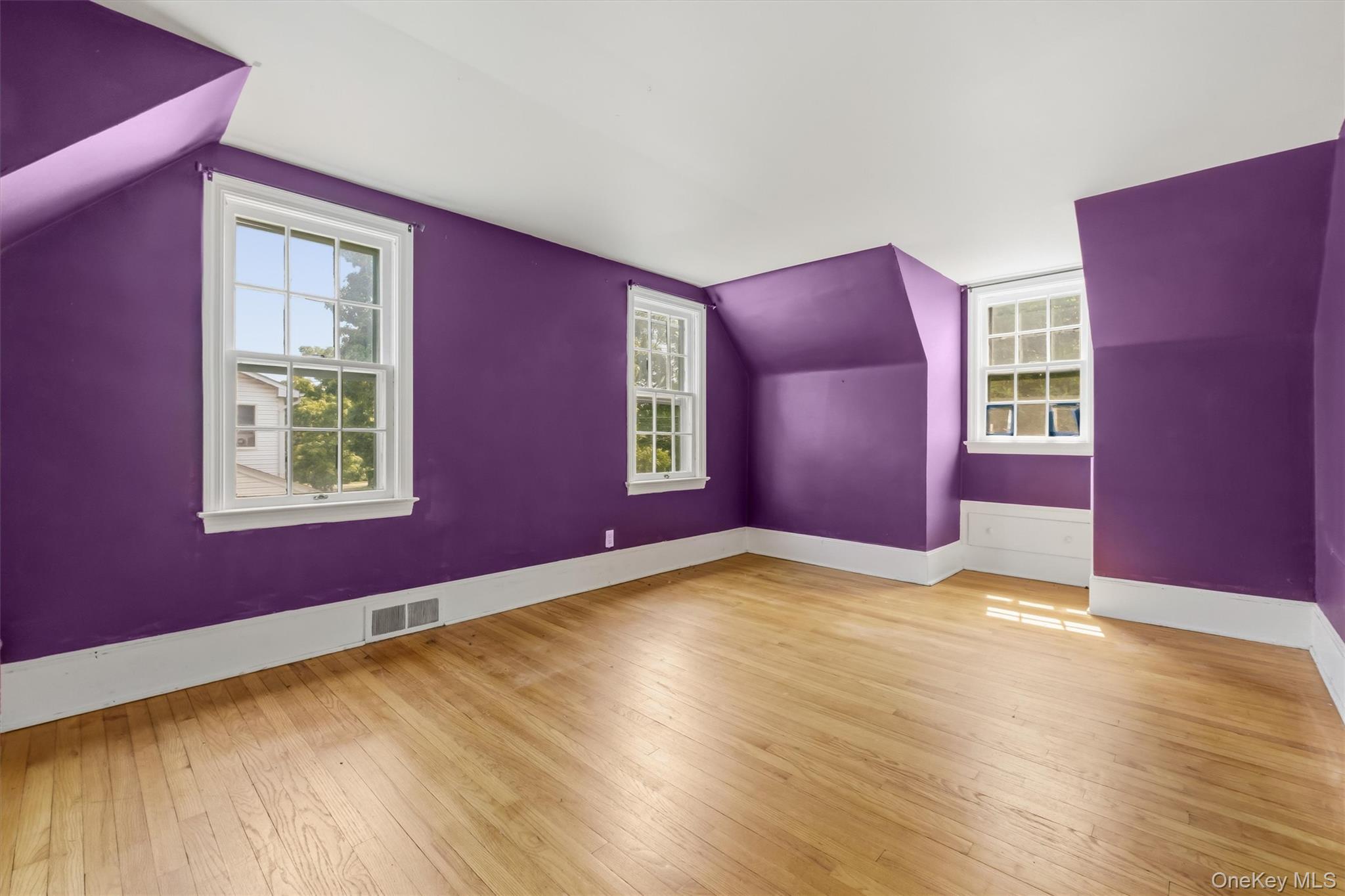 107 E Cedar Street Property Photo 34