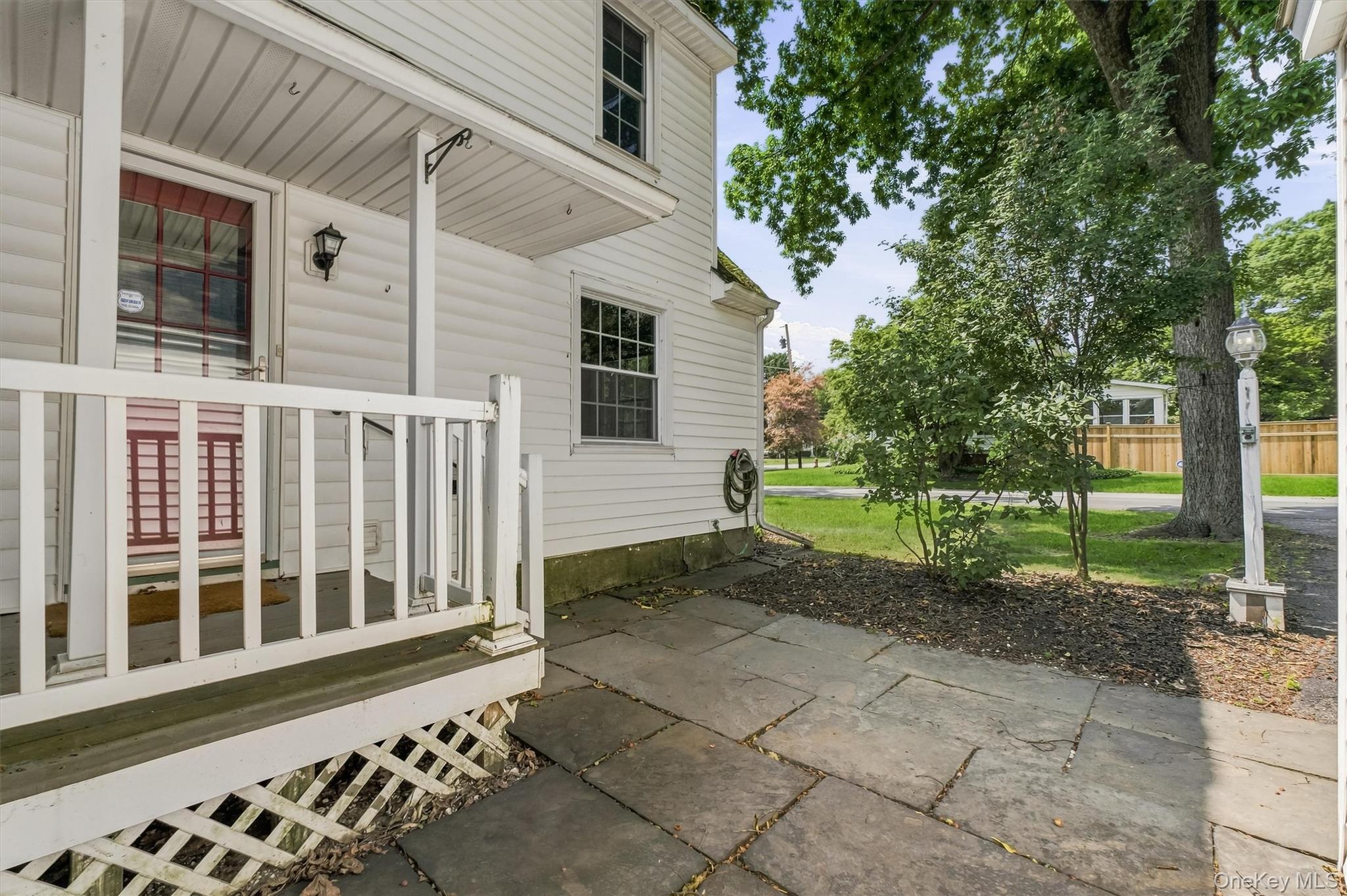 107 E Cedar Street Property Photo 42
