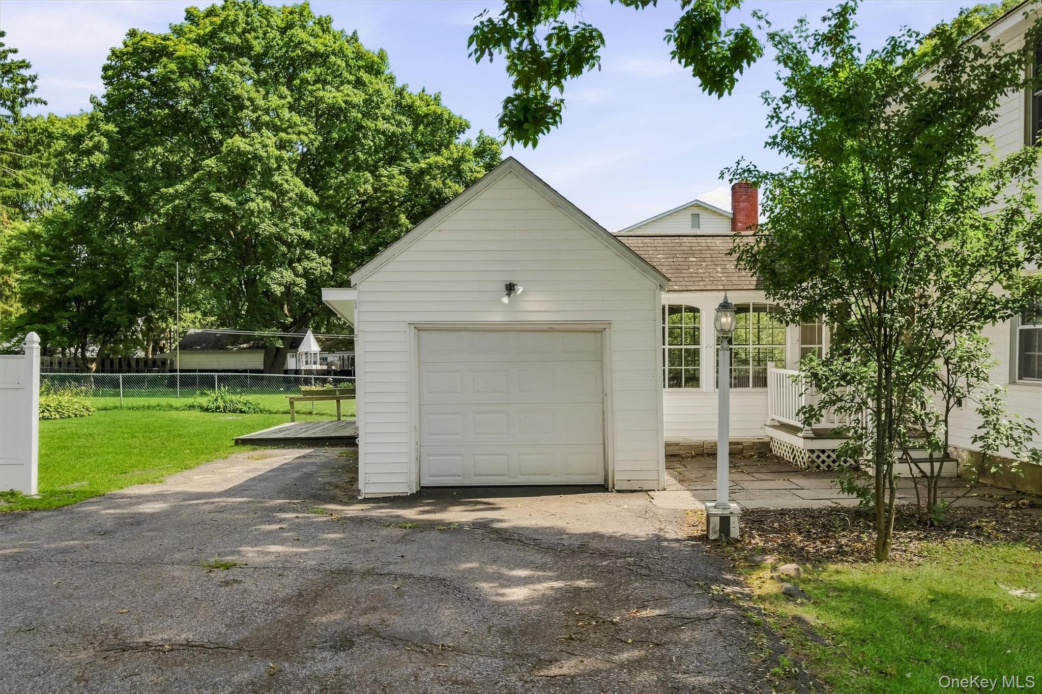 107 E Cedar Street Property Photo 44