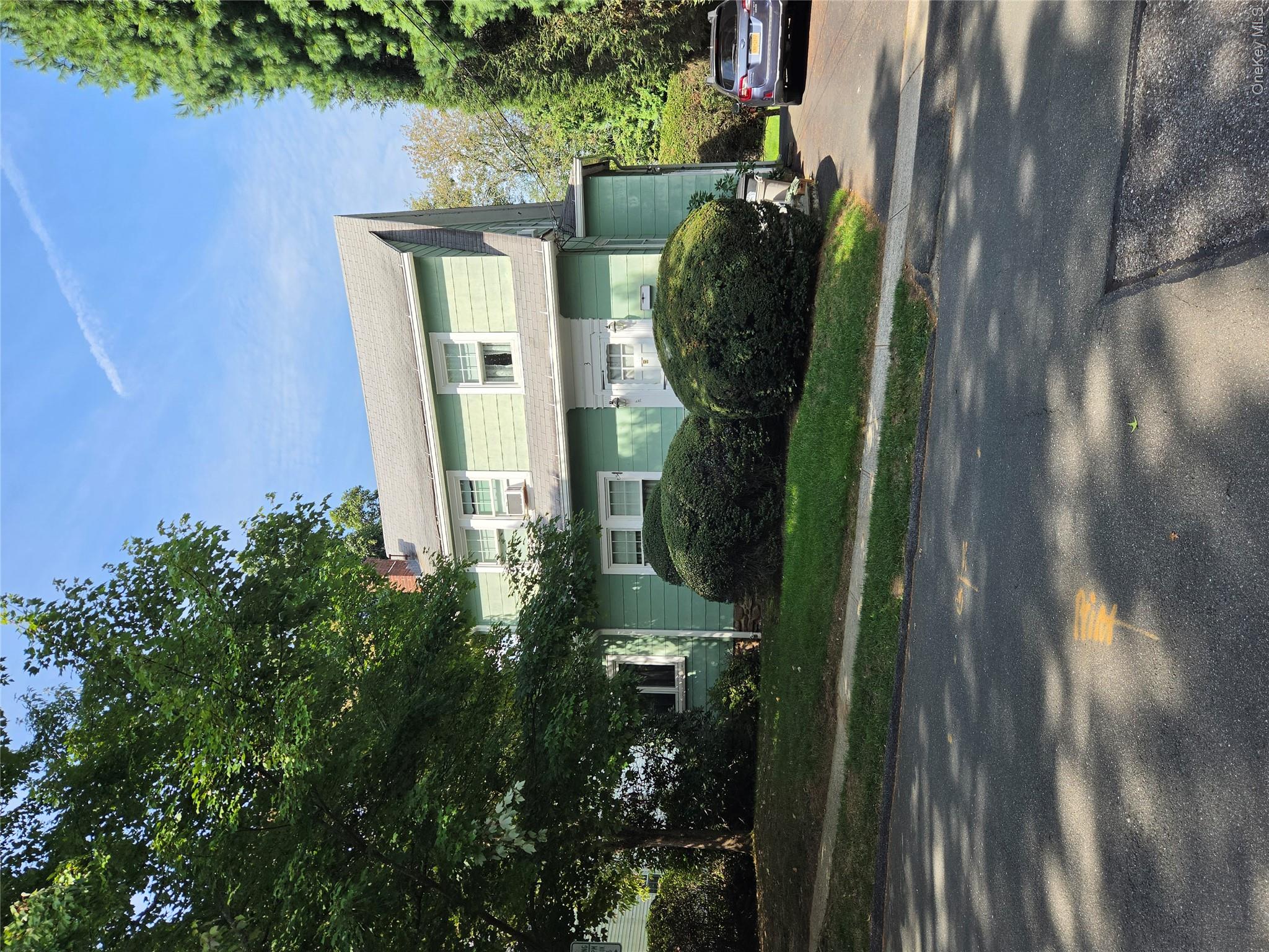 3 Emerson Place Property Photo 3