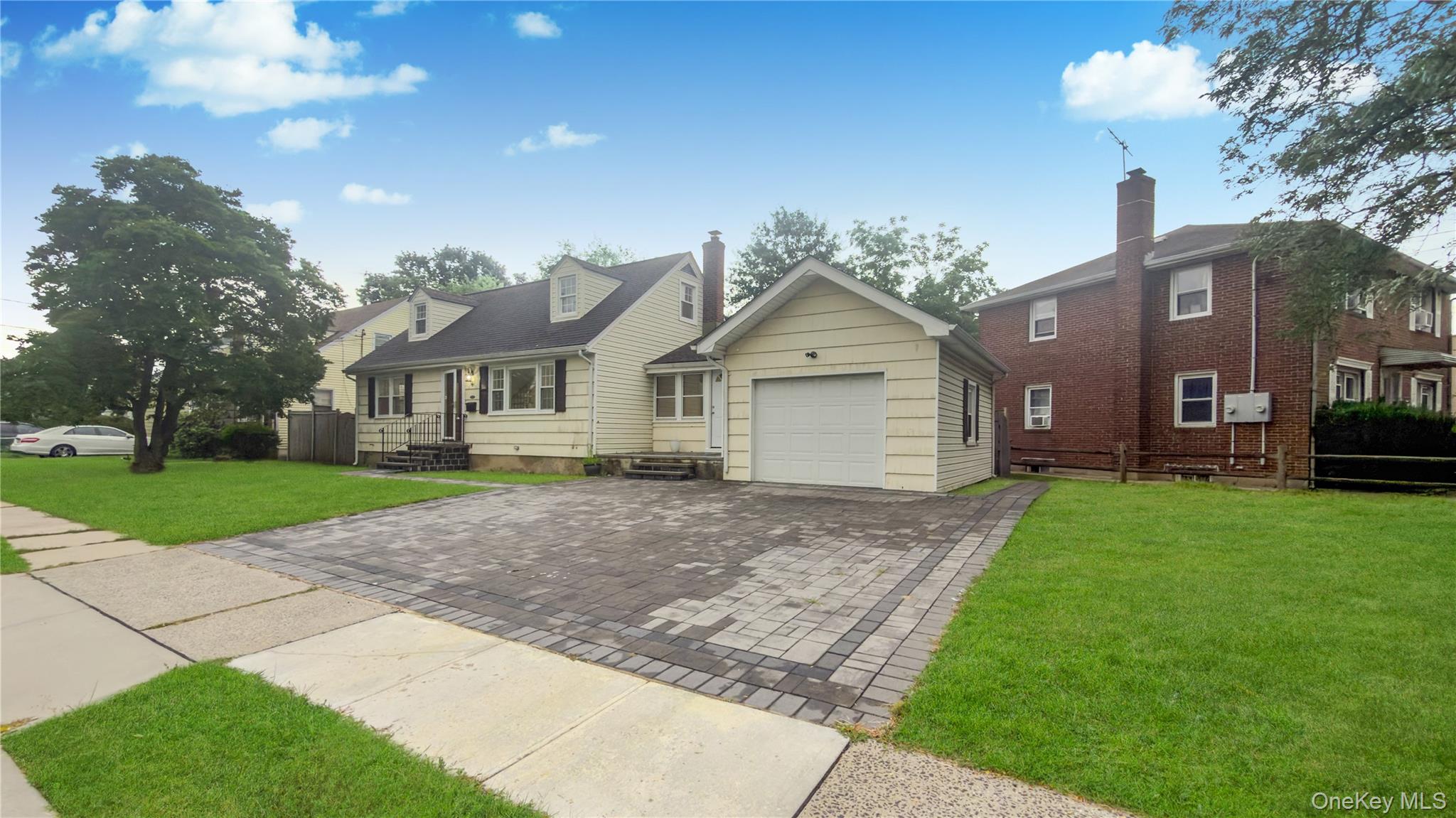 6 Harold Avenue Property Photo 2