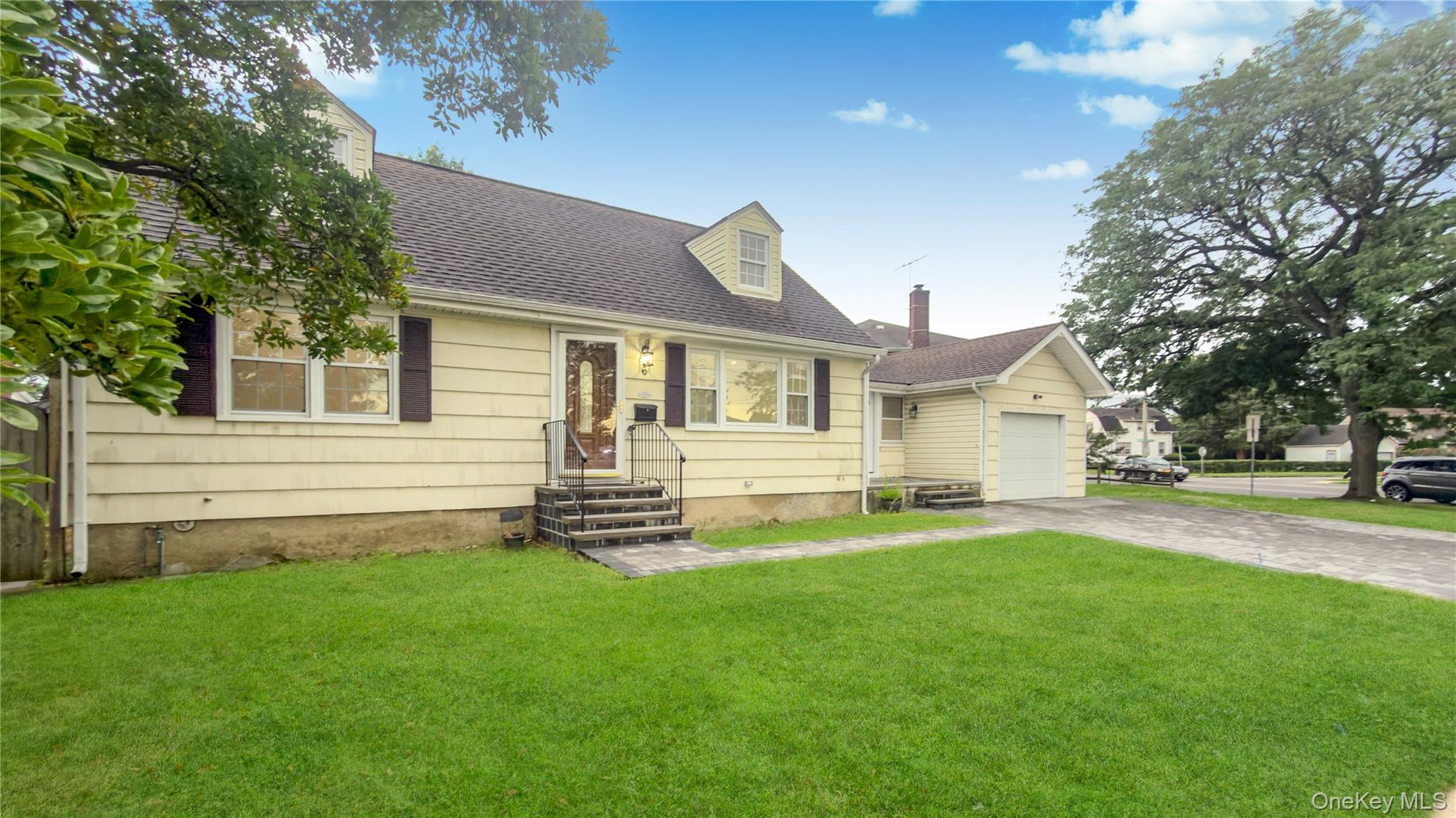 6 Harold Avenue Property Photo 3