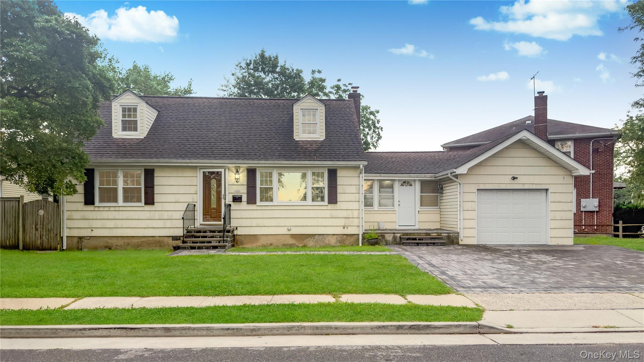 6 Harold Avenue Property Photo 4