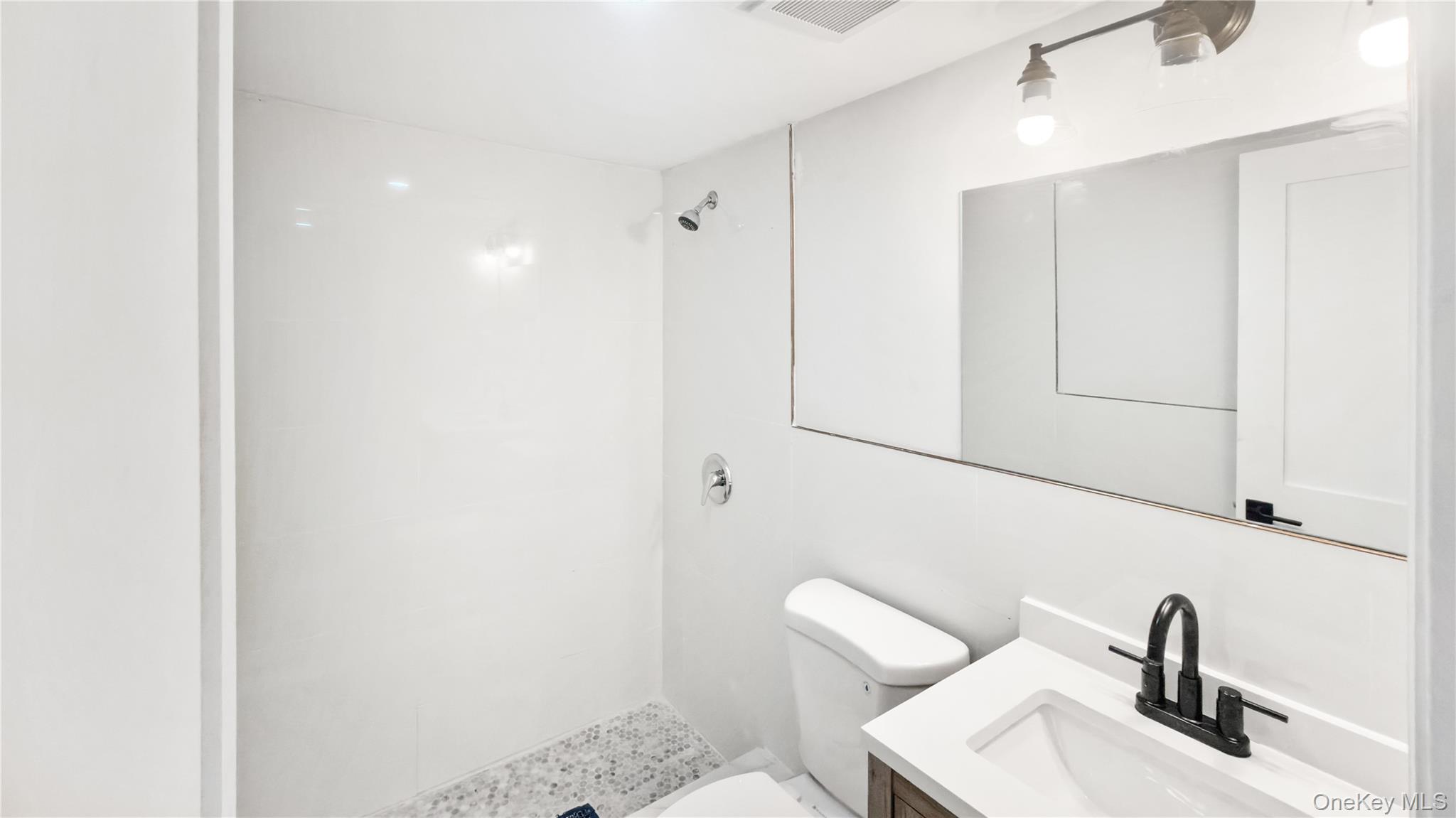 6 Harold Avenue Property Photo 36