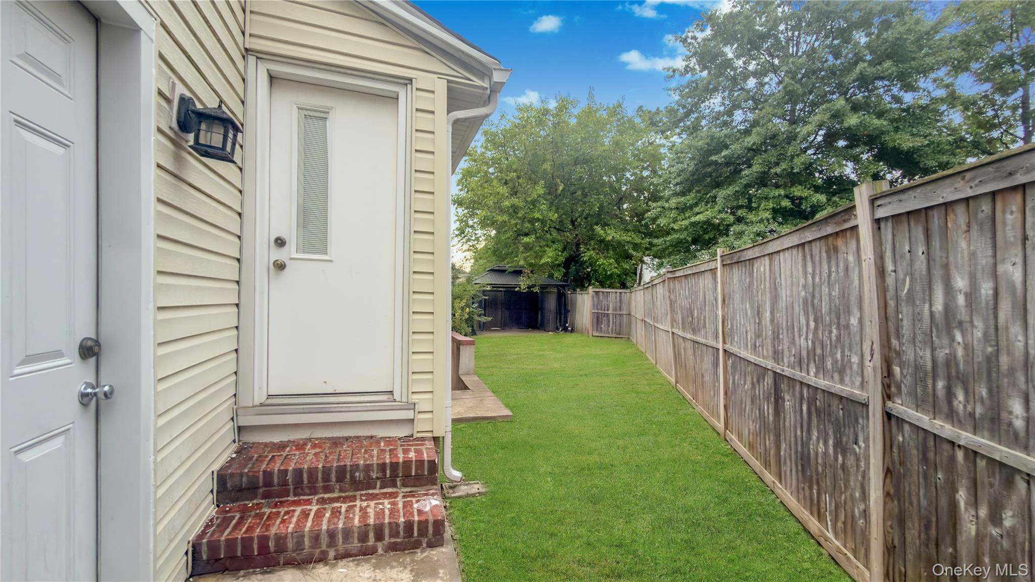6 Harold Avenue Property Photo 43