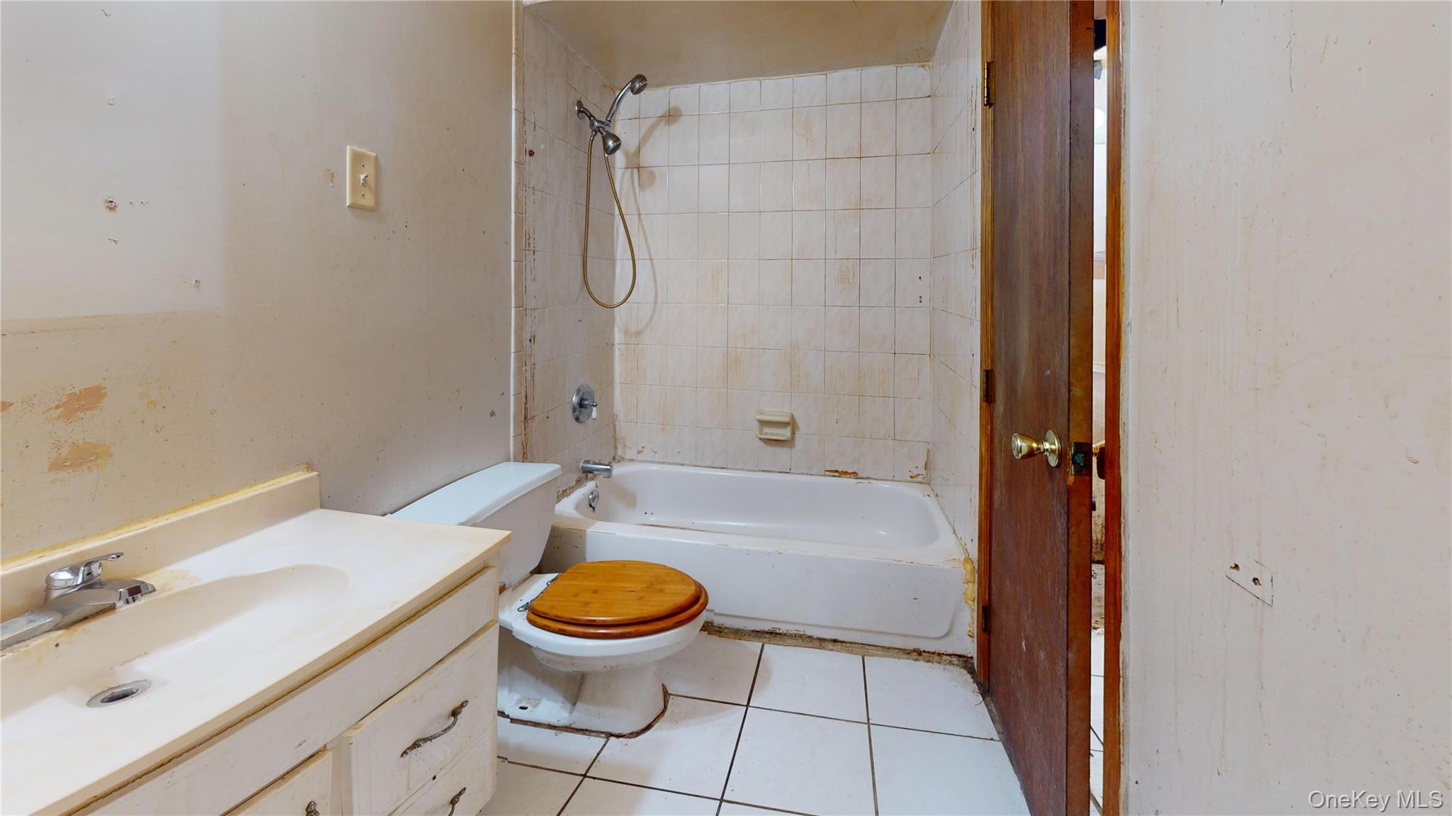 862 Leland Avenue 34a Property Photo 10