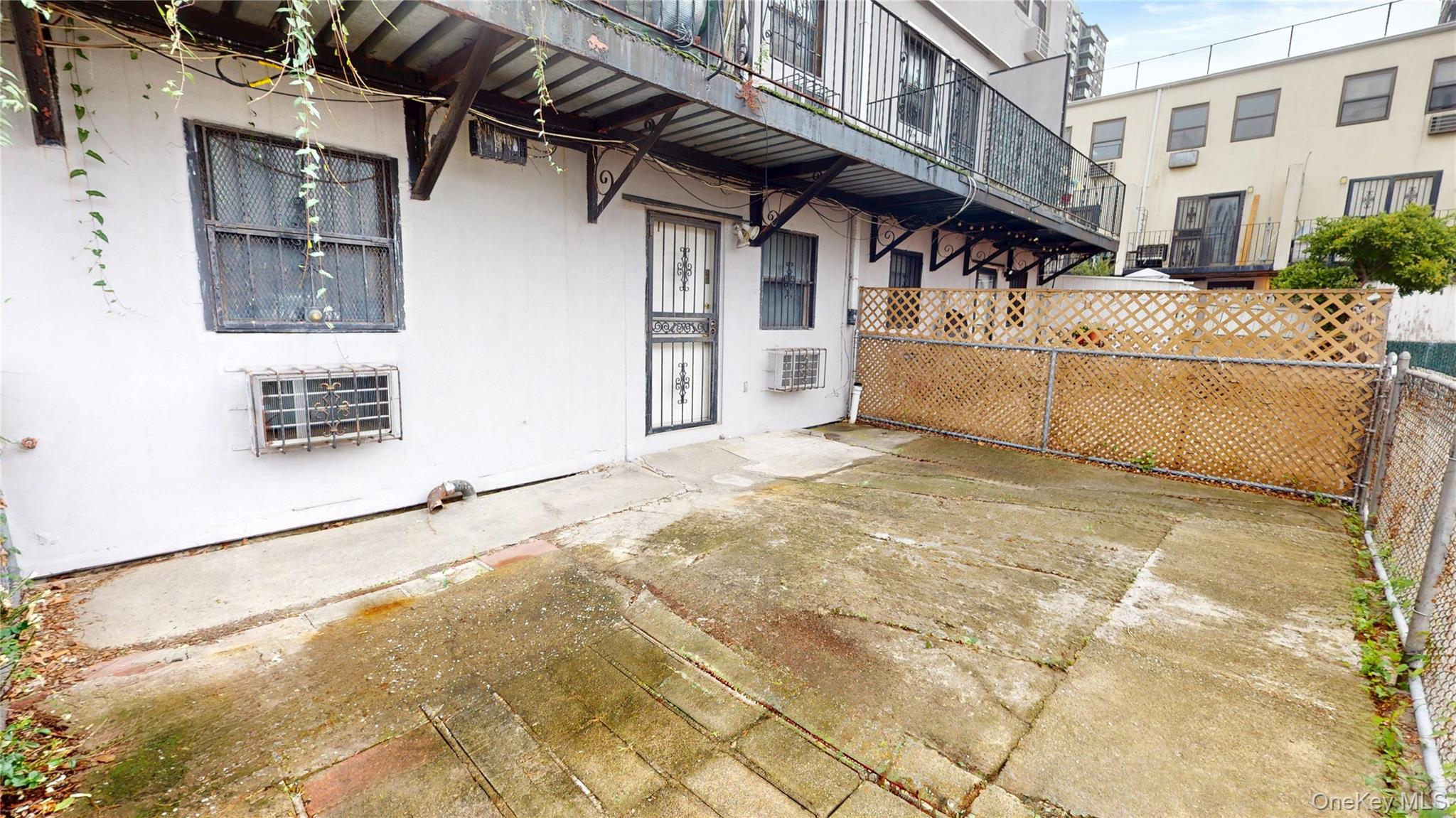 862 Leland Avenue 34a Property Photo 11