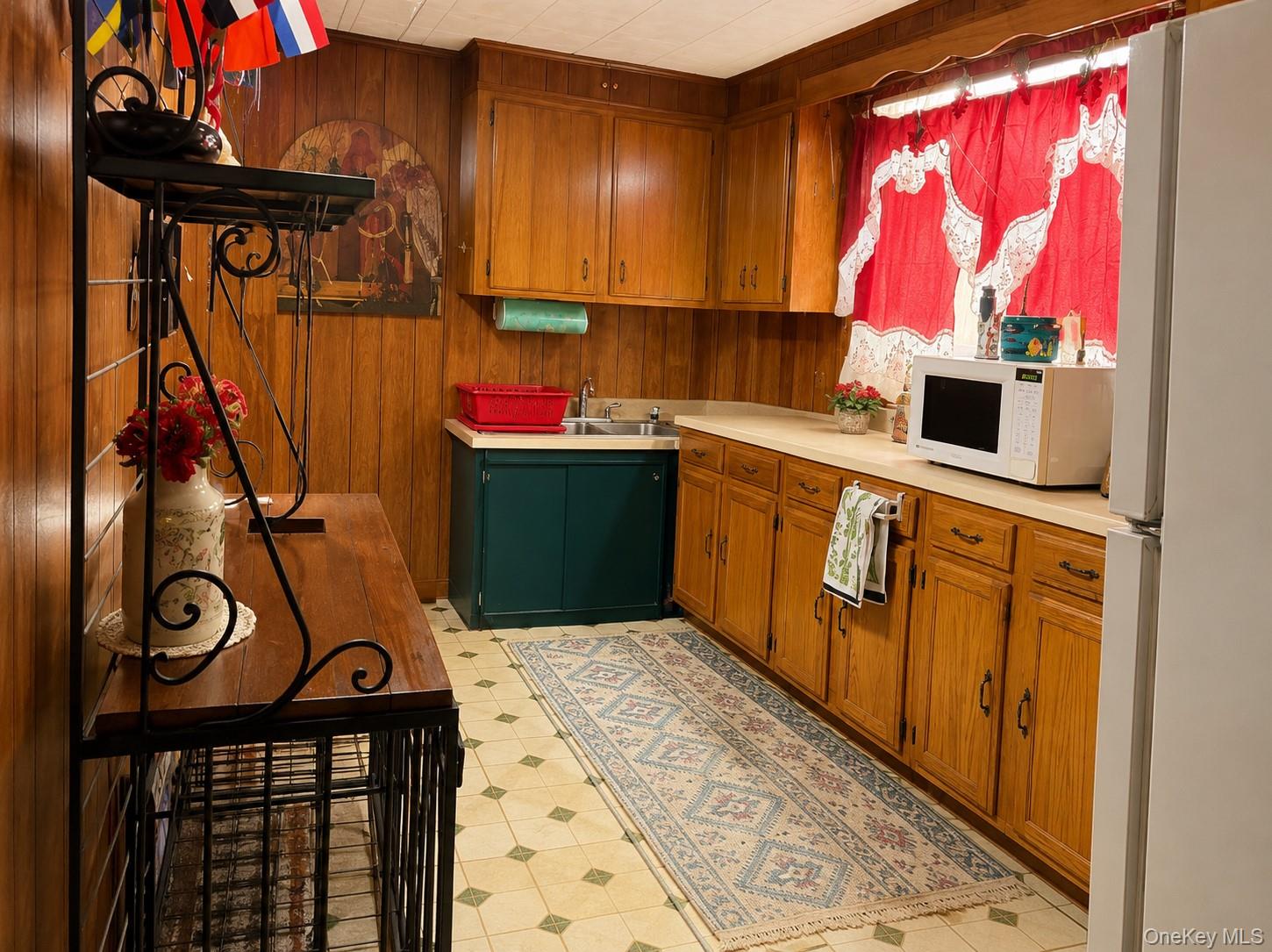 227 Stephens Avenue Property Photo 4