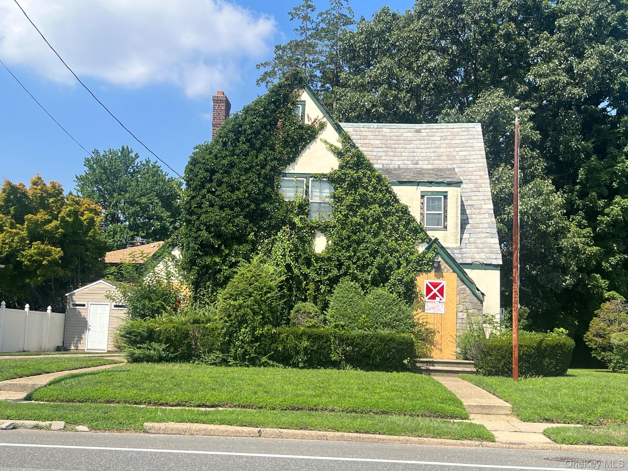 110 Rockaway Parkway Property Photo 4