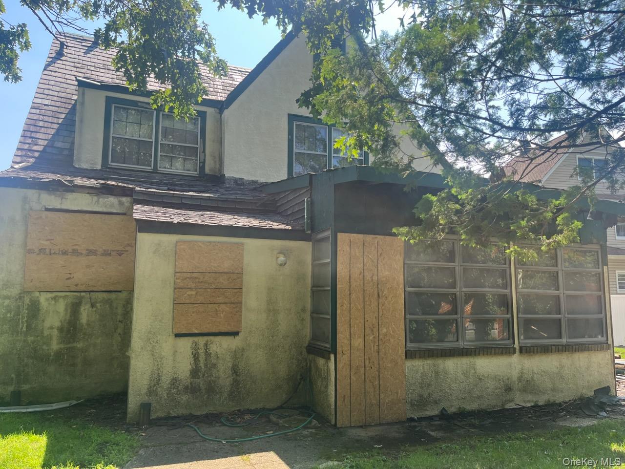 110 Rockaway Parkway Property Photo 7