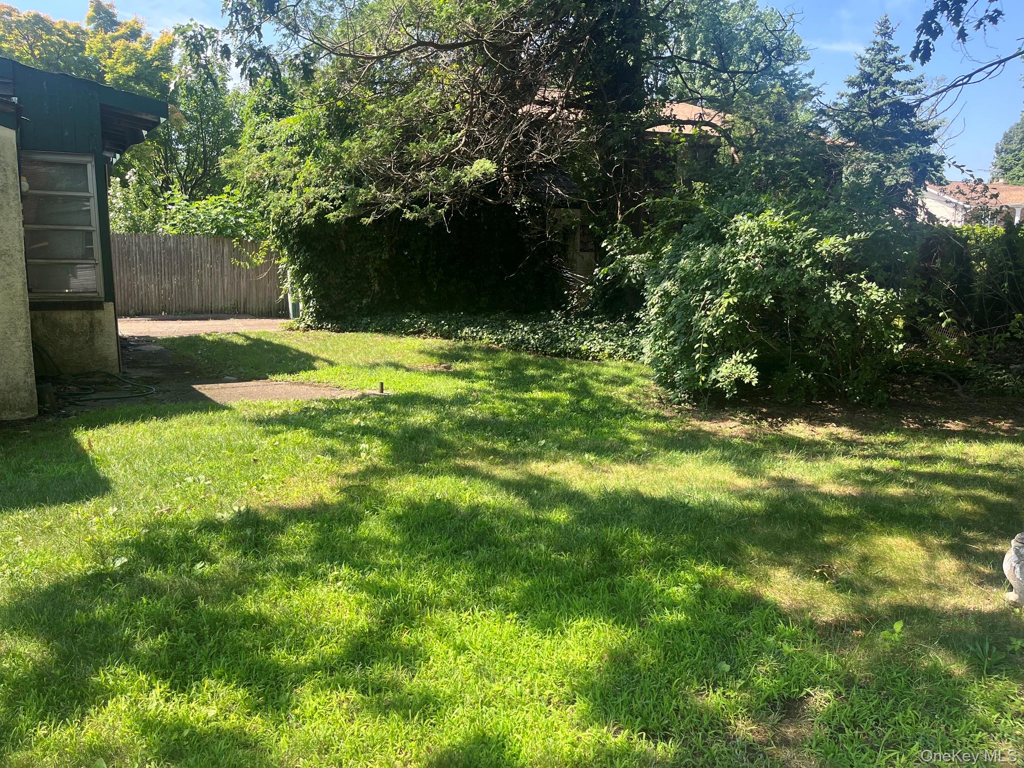 110 Rockaway Parkway Property Photo 10