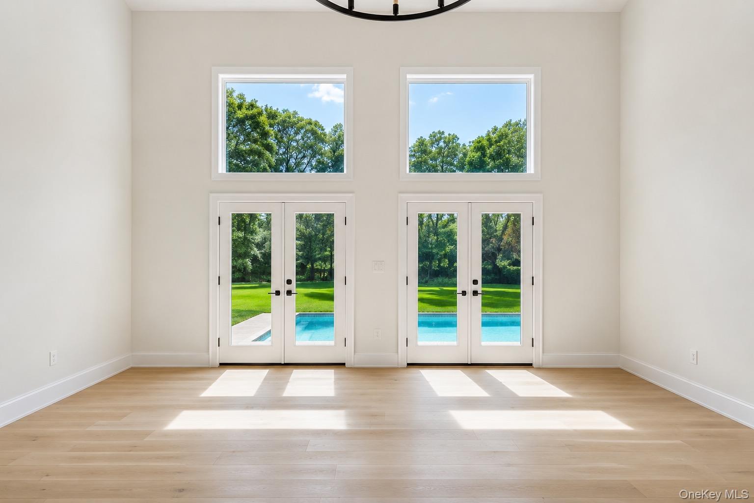 8 Hidden Path Property Photo 8