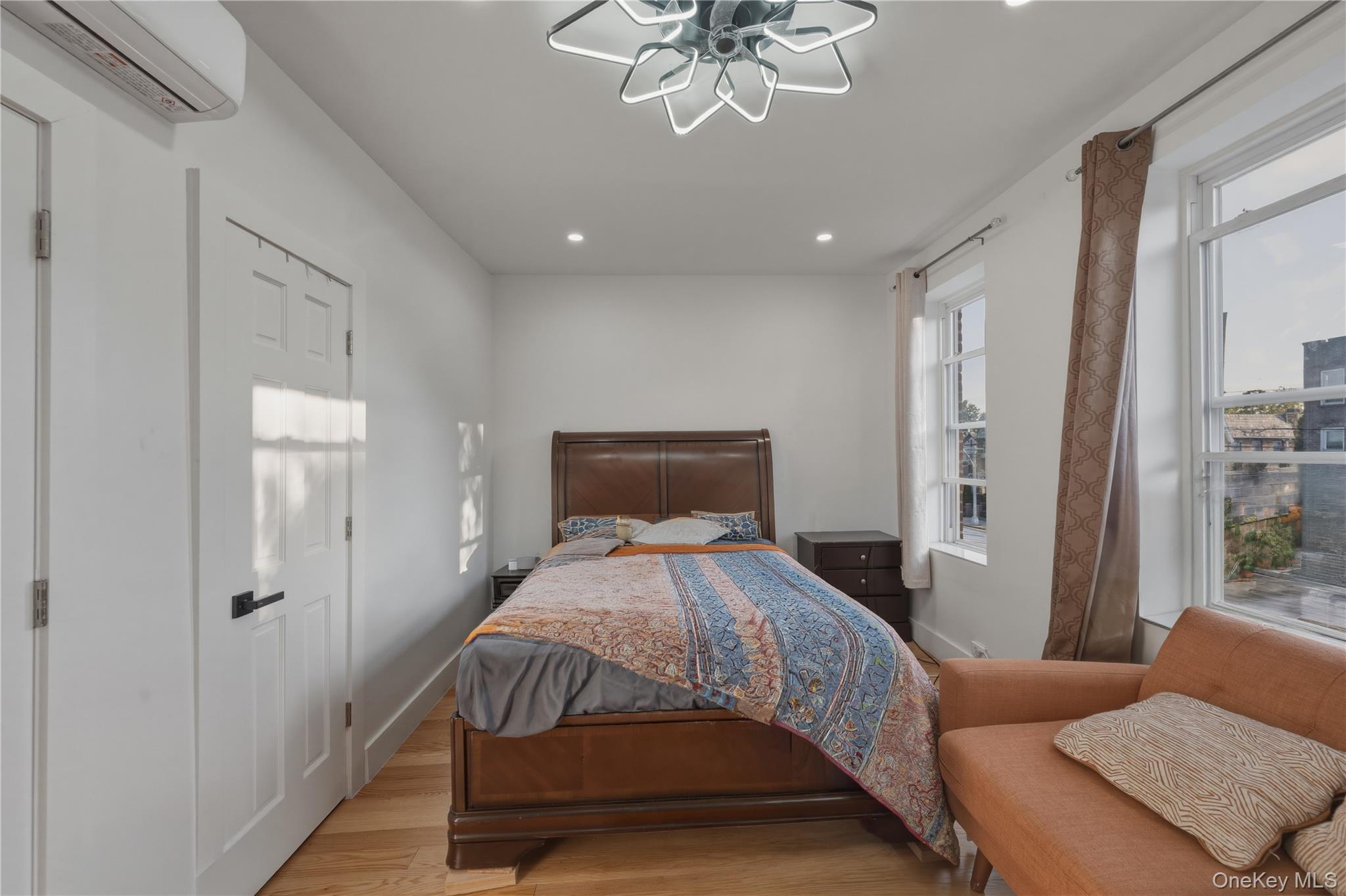 1169 Brooklyn Avenue Property Photo 6