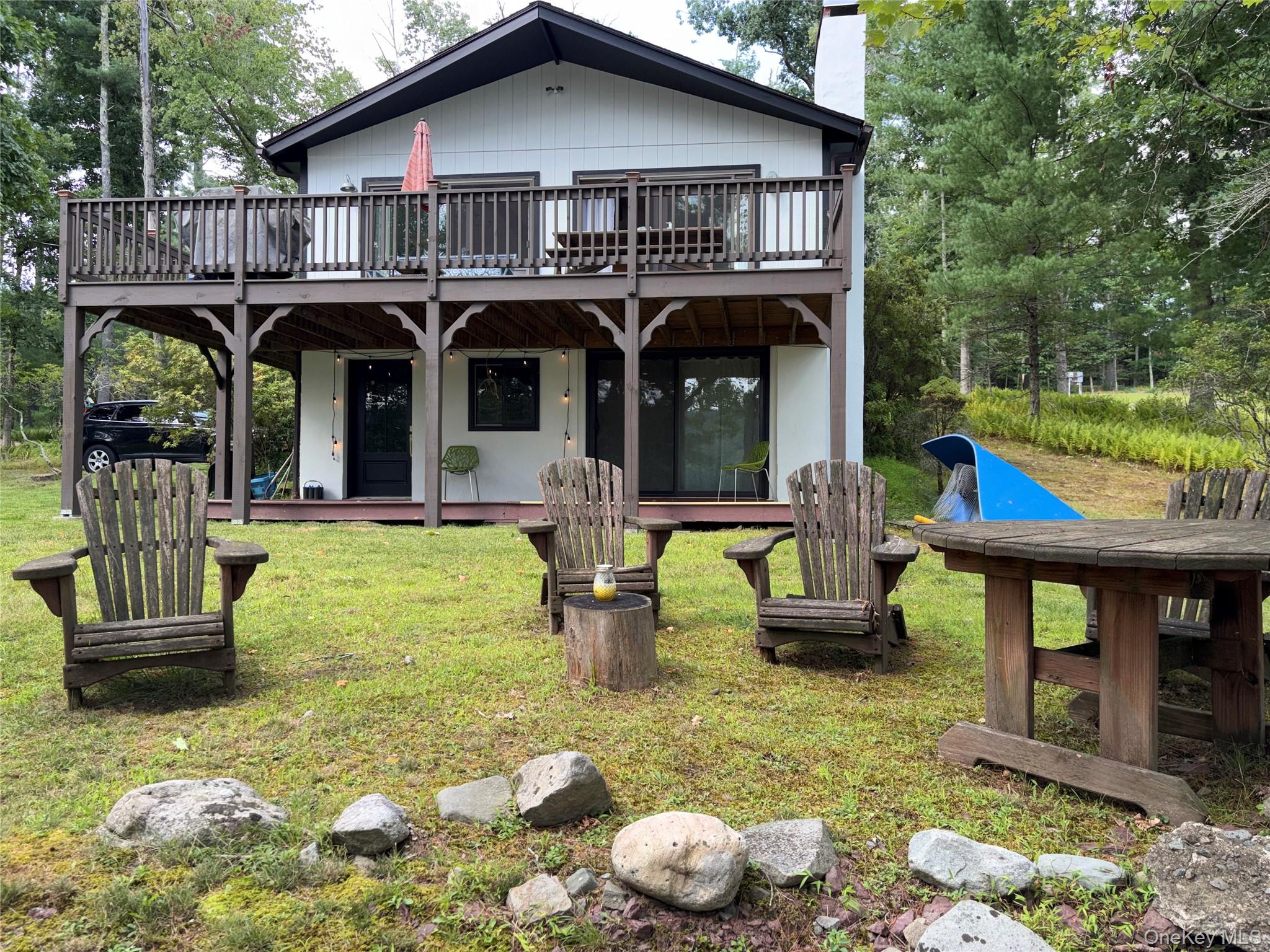 6 Walters Farm Road Property Photo 2