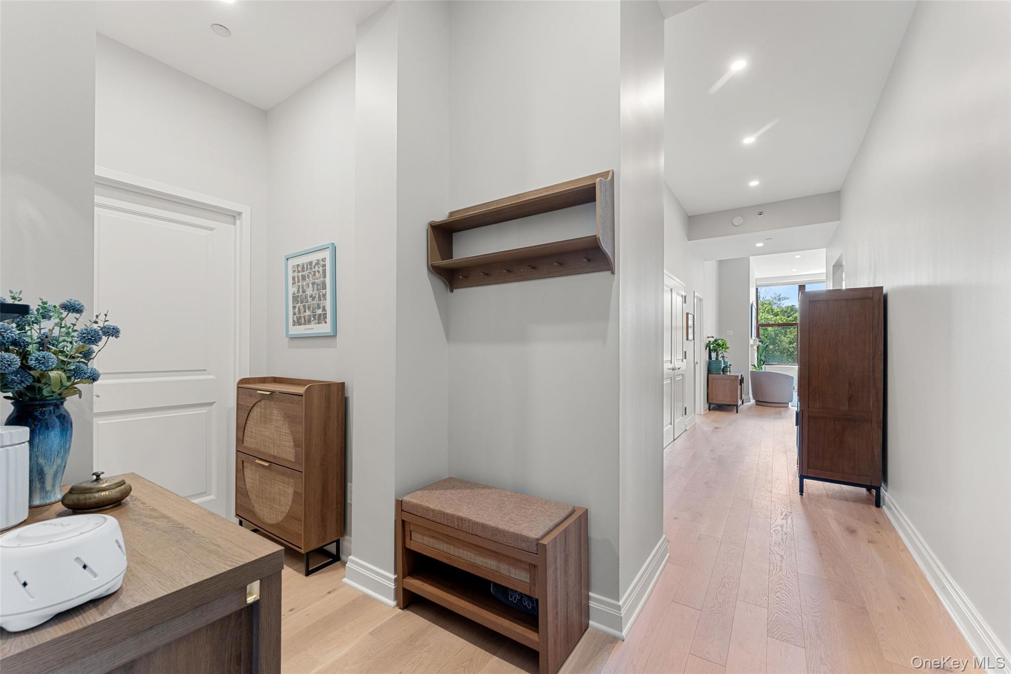1 Scarsdale Road 403 Property Photo 3