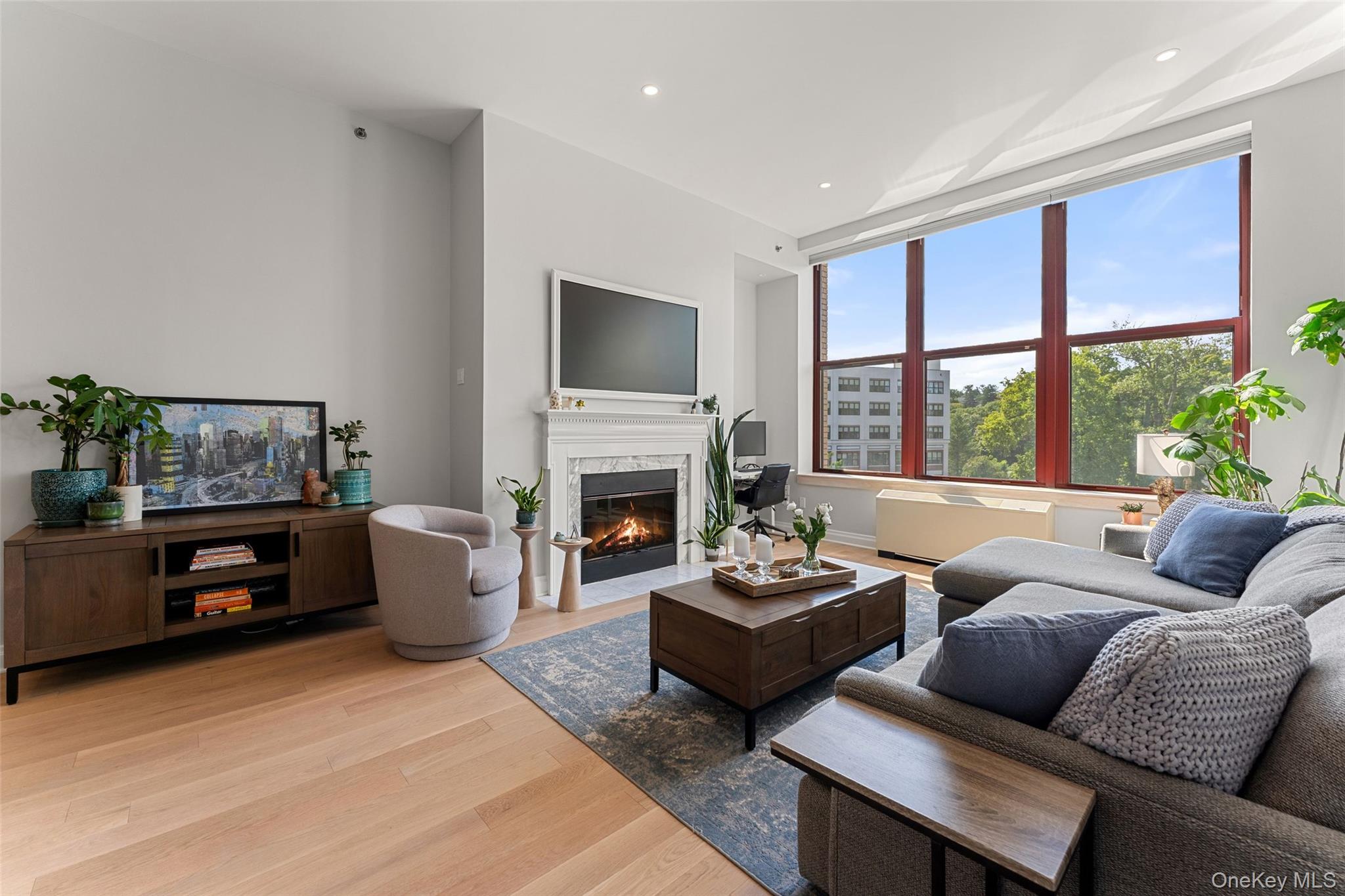 1 Scarsdale Road 403 Property Photo 8