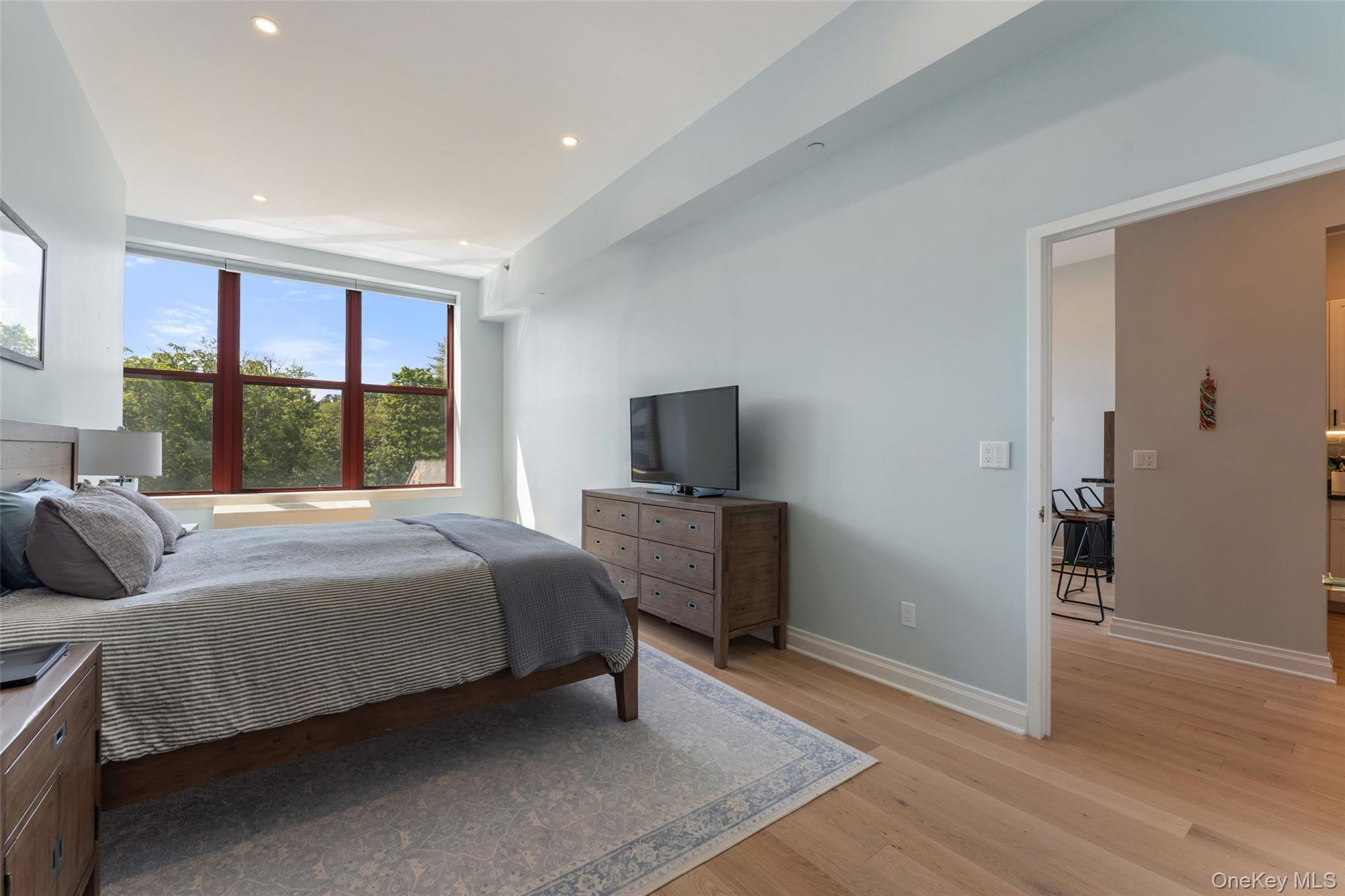 1 Scarsdale Road 403 Property Photo 11