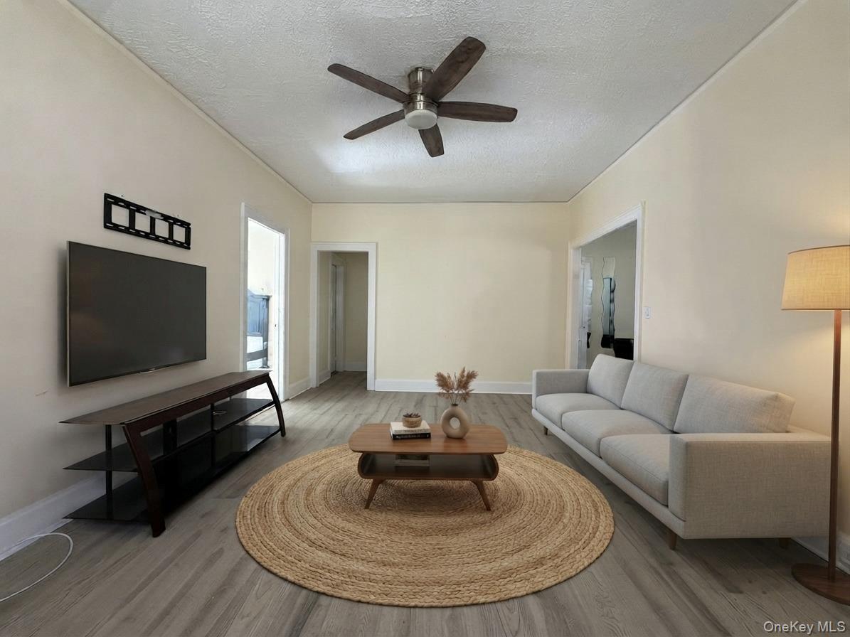 1044458 Property Photo 5