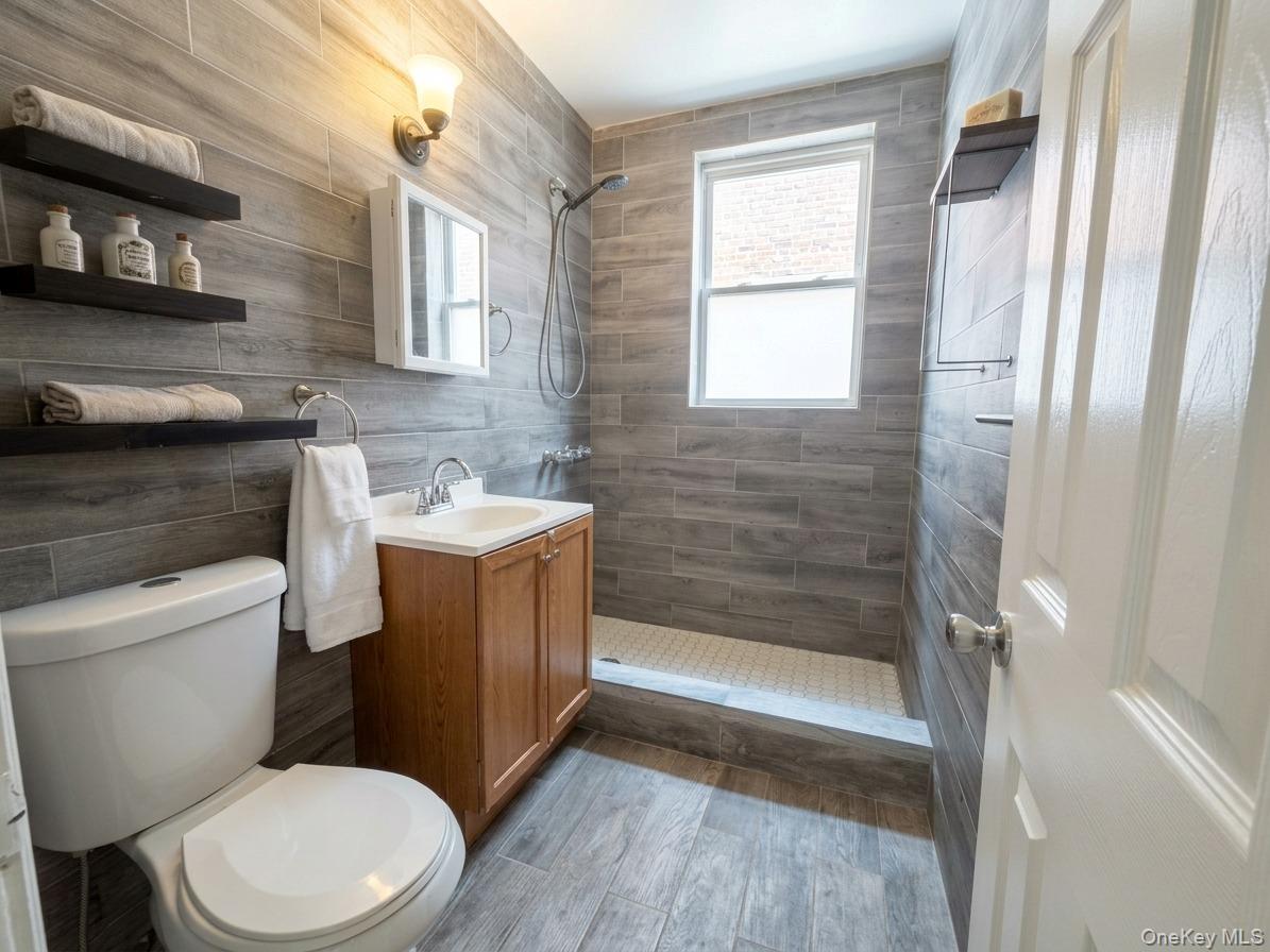 1044458 Property Photo 6