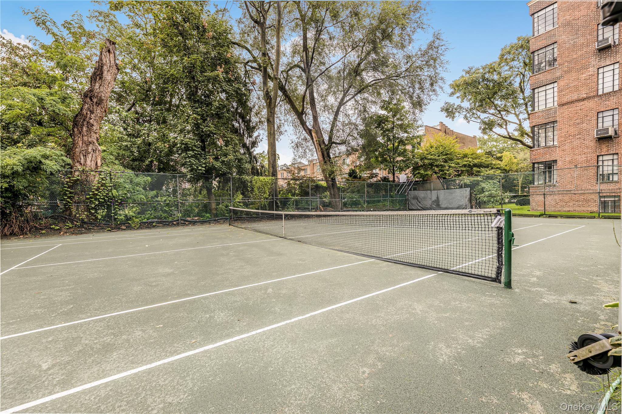 3001 Henry Hudson Parkway 2h Property Photo 18