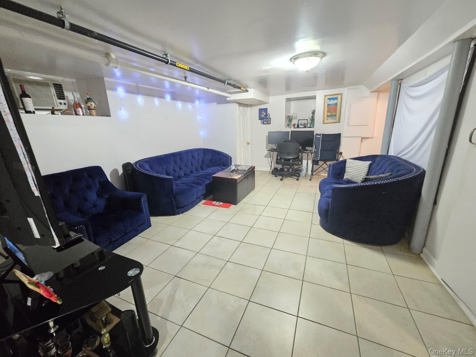 9734 86th Street Property Photo 39