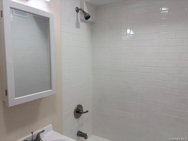 152-72 Melbourne Avenue 1d Property Photo 13