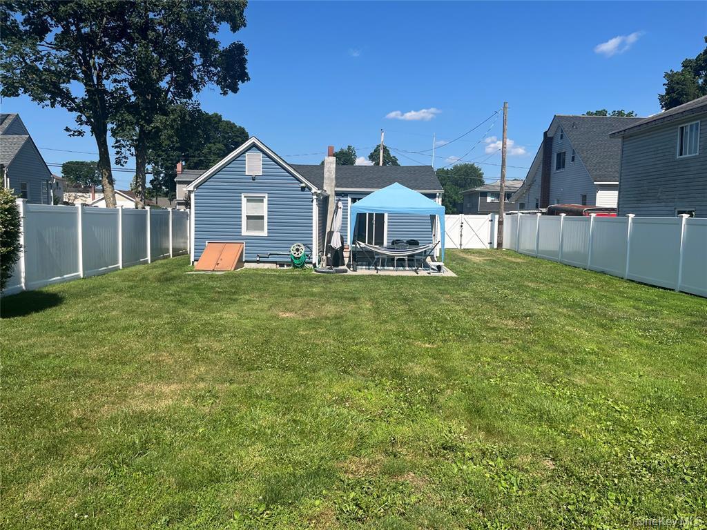 19 9th Avenue Property Photo 27
