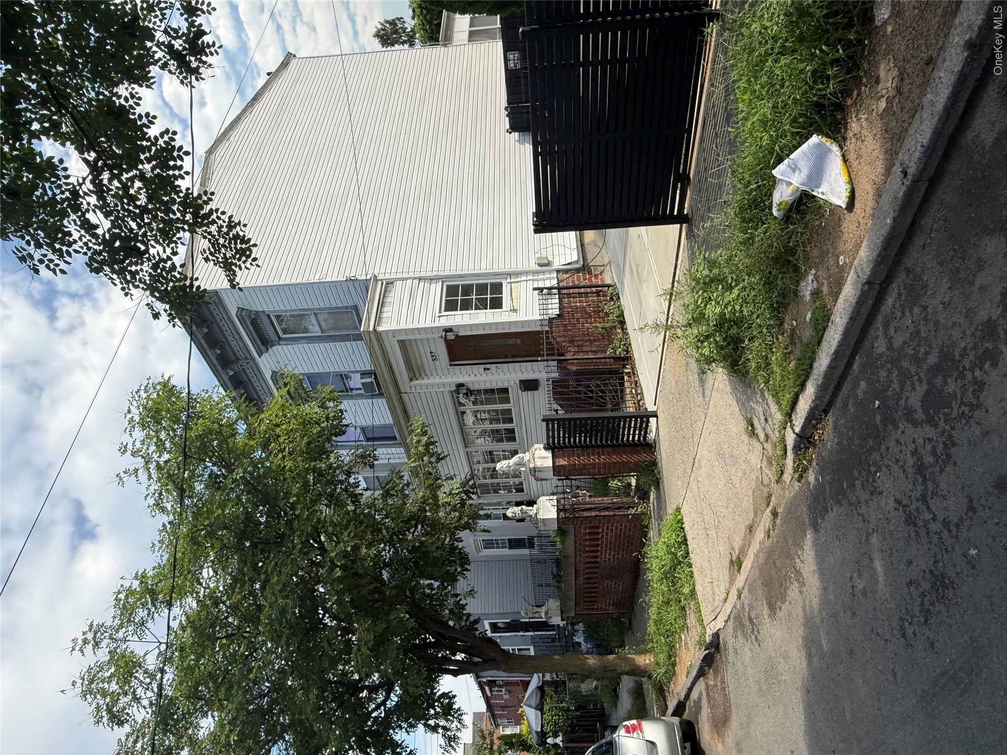 537 Jerome Street