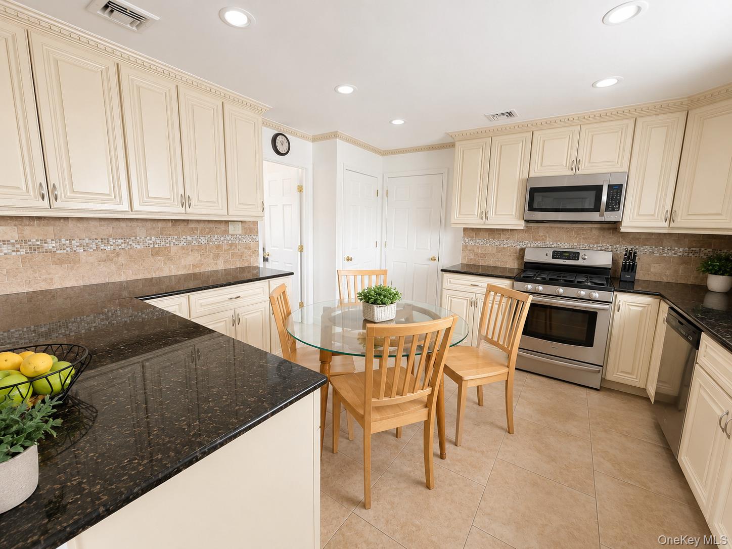1745 Bellmore Avenue Property Photo 7