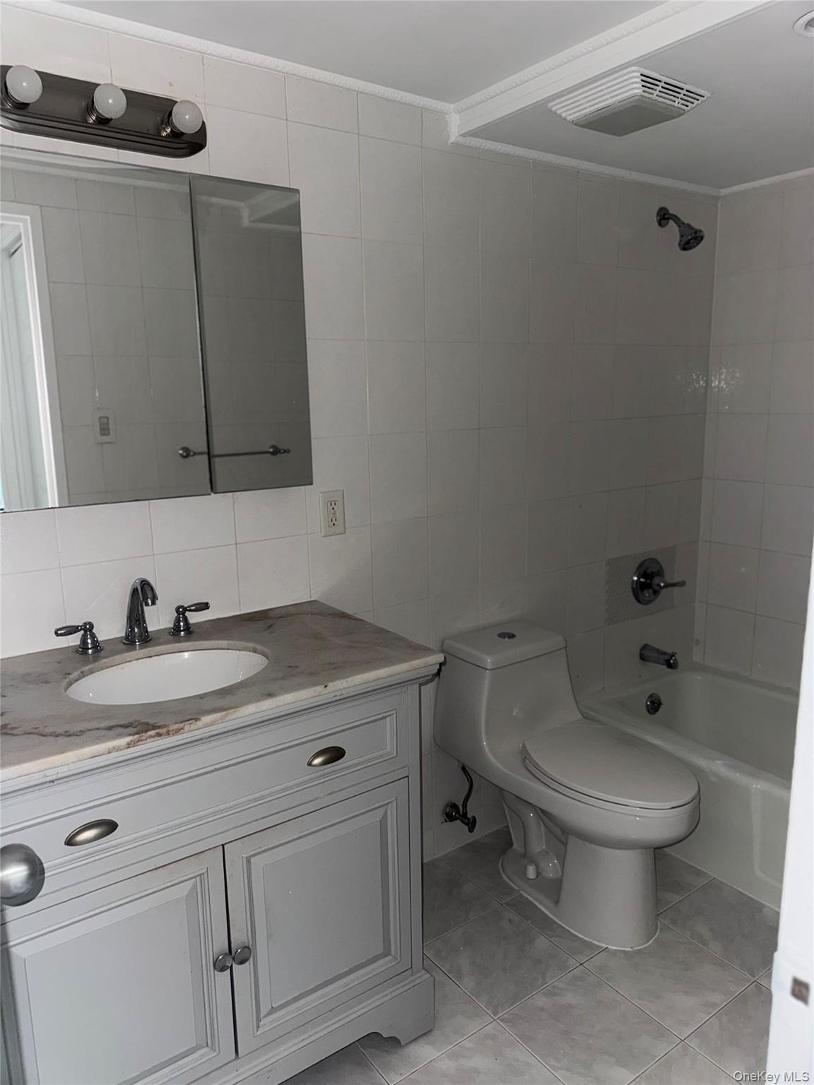 1116 Warburton Avenue 2g Property Photo 15