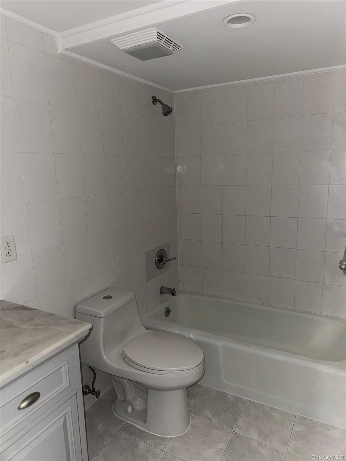 1116 Warburton Avenue 2g Property Photo 17