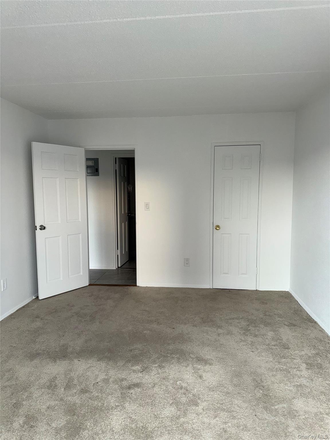 1116 Warburton Avenue 2g Property Photo 5